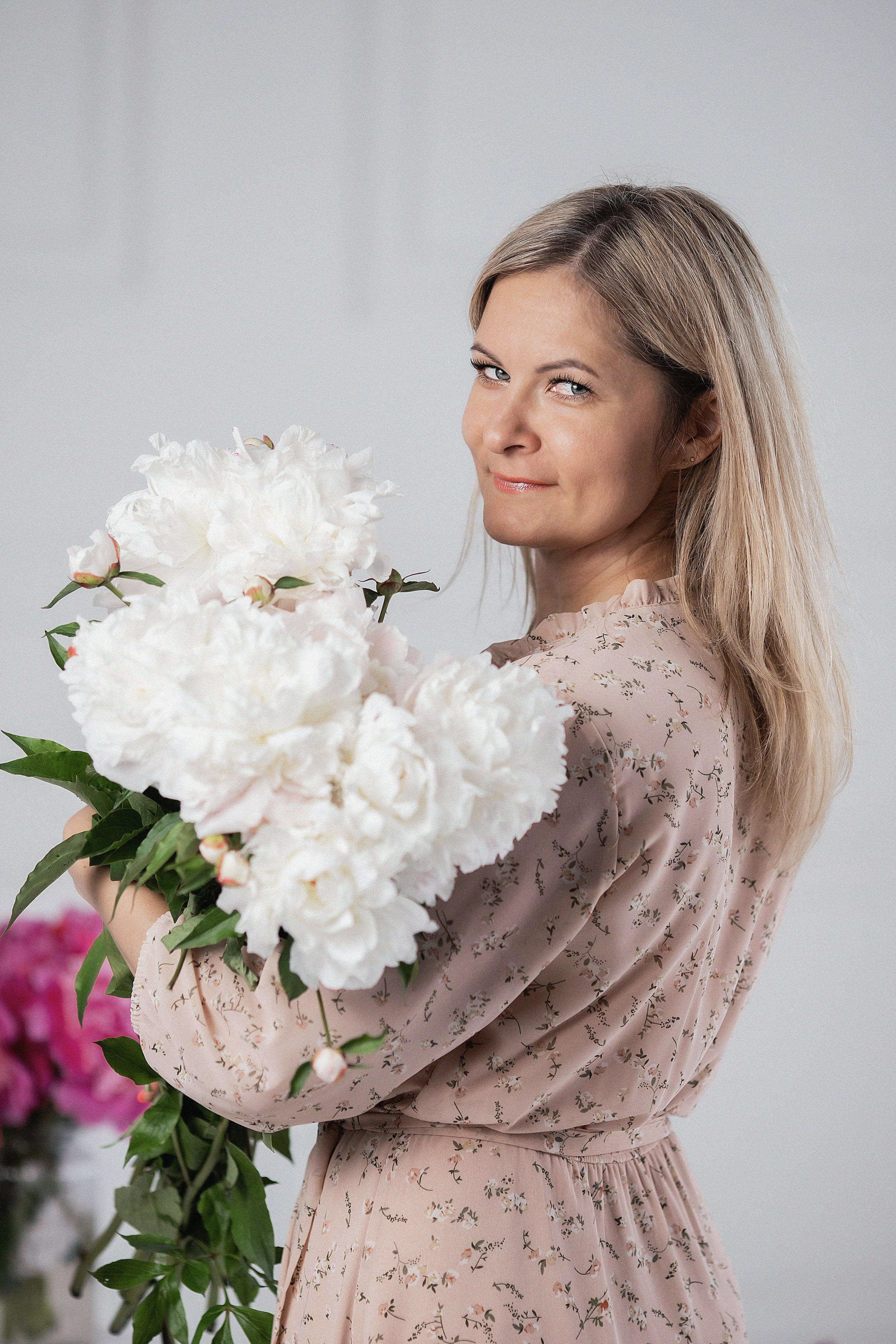 Пионы. Фотостудия Фонарь