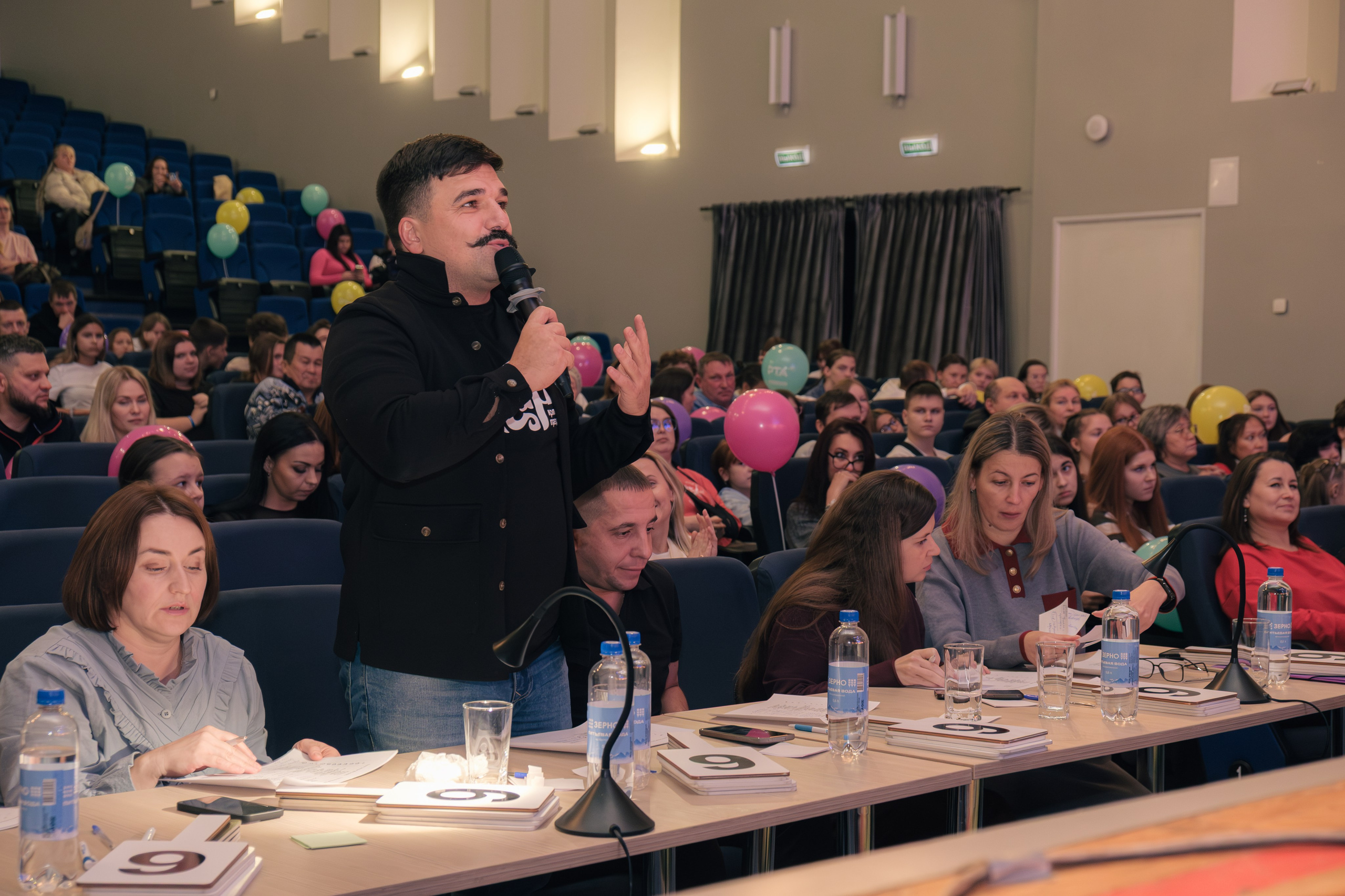 Осенний кубок КВН лиги «Зелёная». Междуреченск. Фотограф — Никита Максимов
