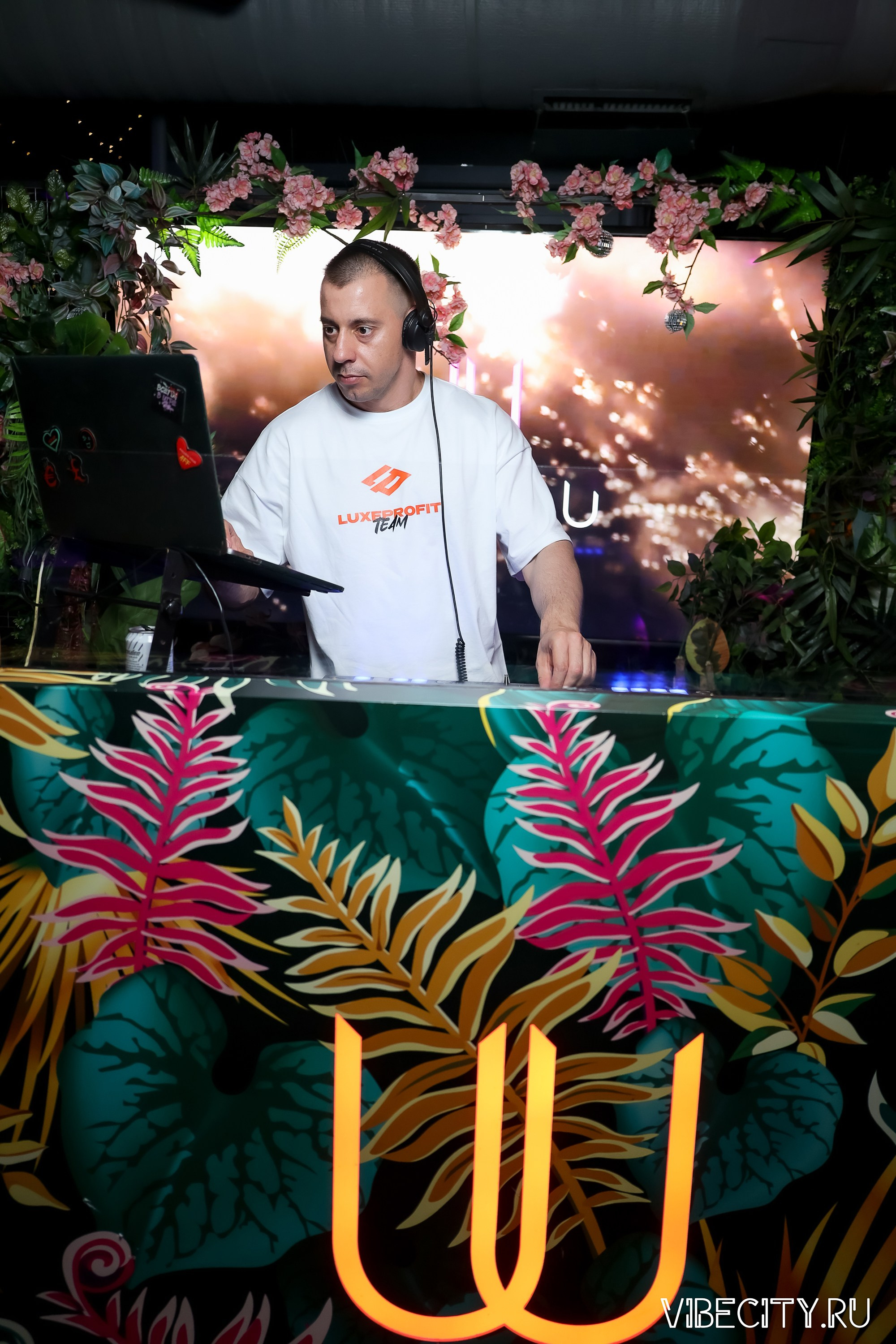 DOUBLE U. VIBECITY.RU Вайб Сити Ру Фоторепортажи Фотоотчеты Калининград