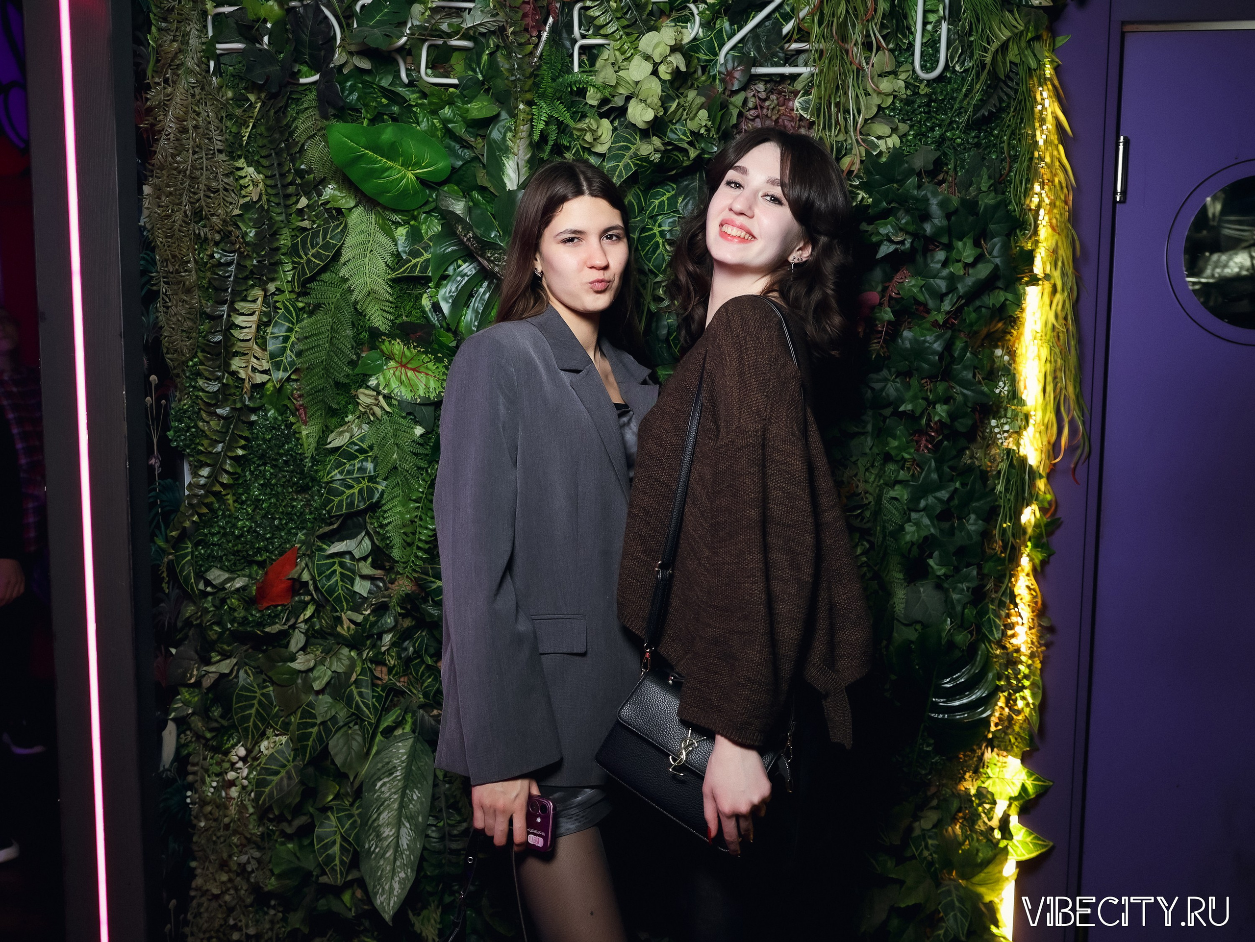 DOUBLE U. VIBECITY.RU Вайб Сити Ру Фоторепортажи Фотоотчеты Калининград