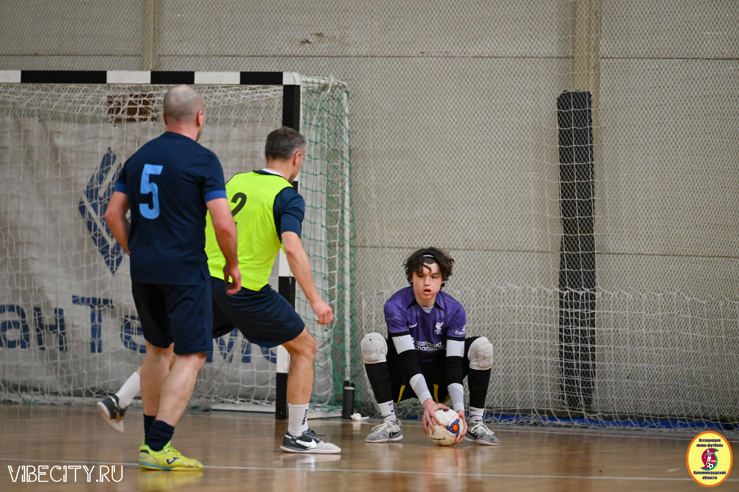 8 тур Корпоративной Бизнес-Лиги по футзалу. VIBECITY.RU Вайб Сити Ру Фоторепортажи Фотоотчеты Калининград