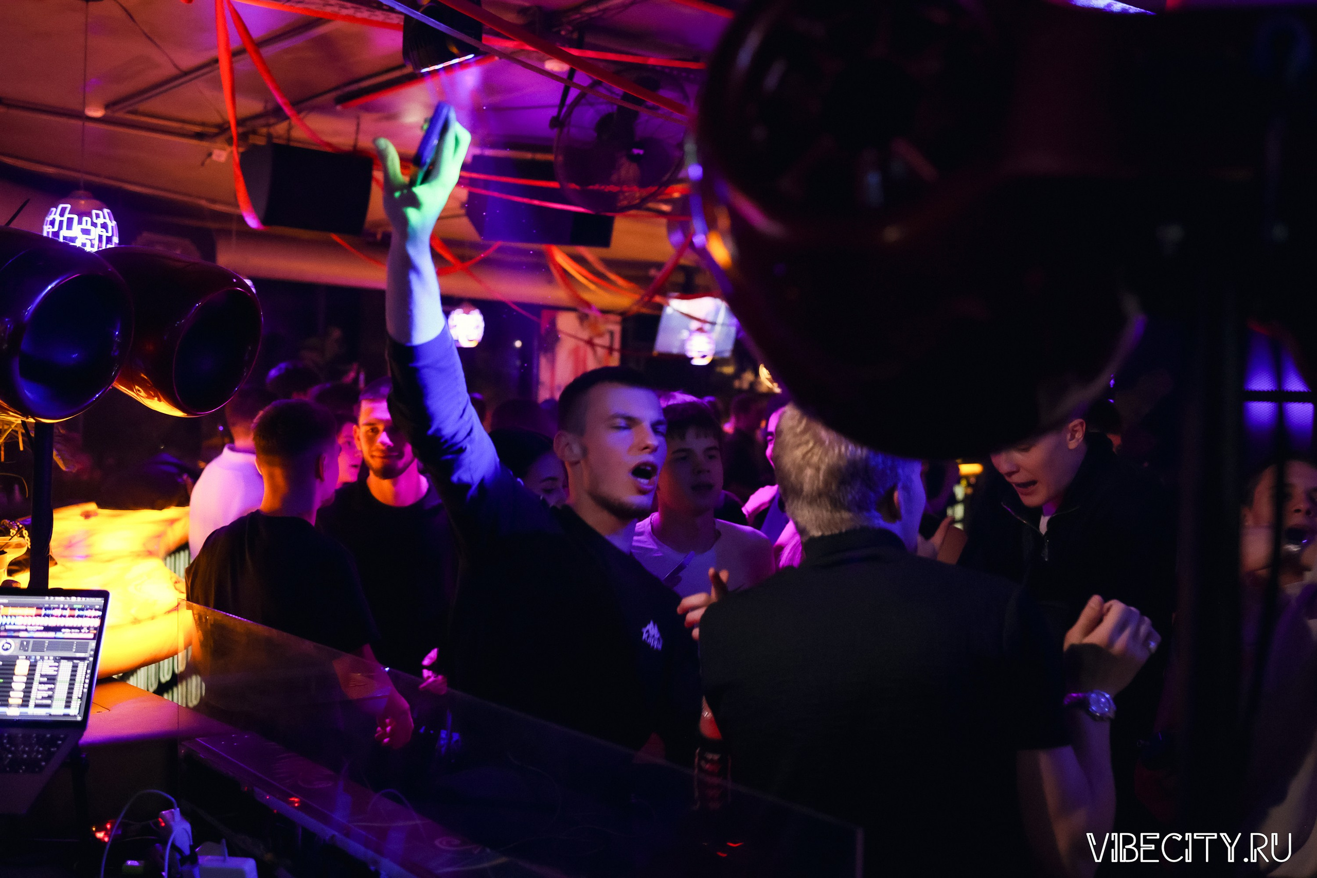 DOUBLE U. VIBECITY.RU Вайб Сити Ру Фоторепортажи Фотоотчеты Калининград