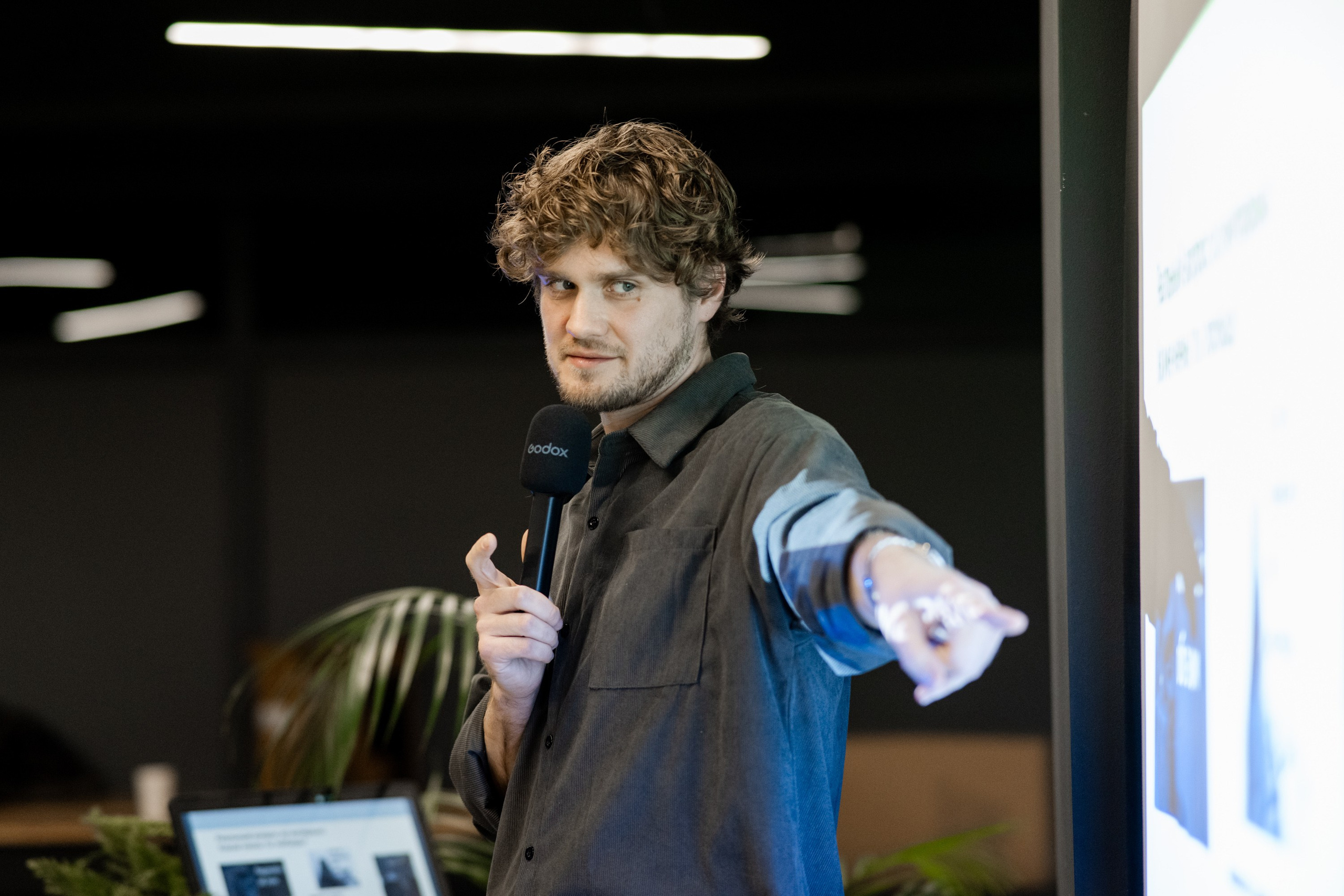 Конференции и митапы. Свадебный и репортажный фотограф Грузия