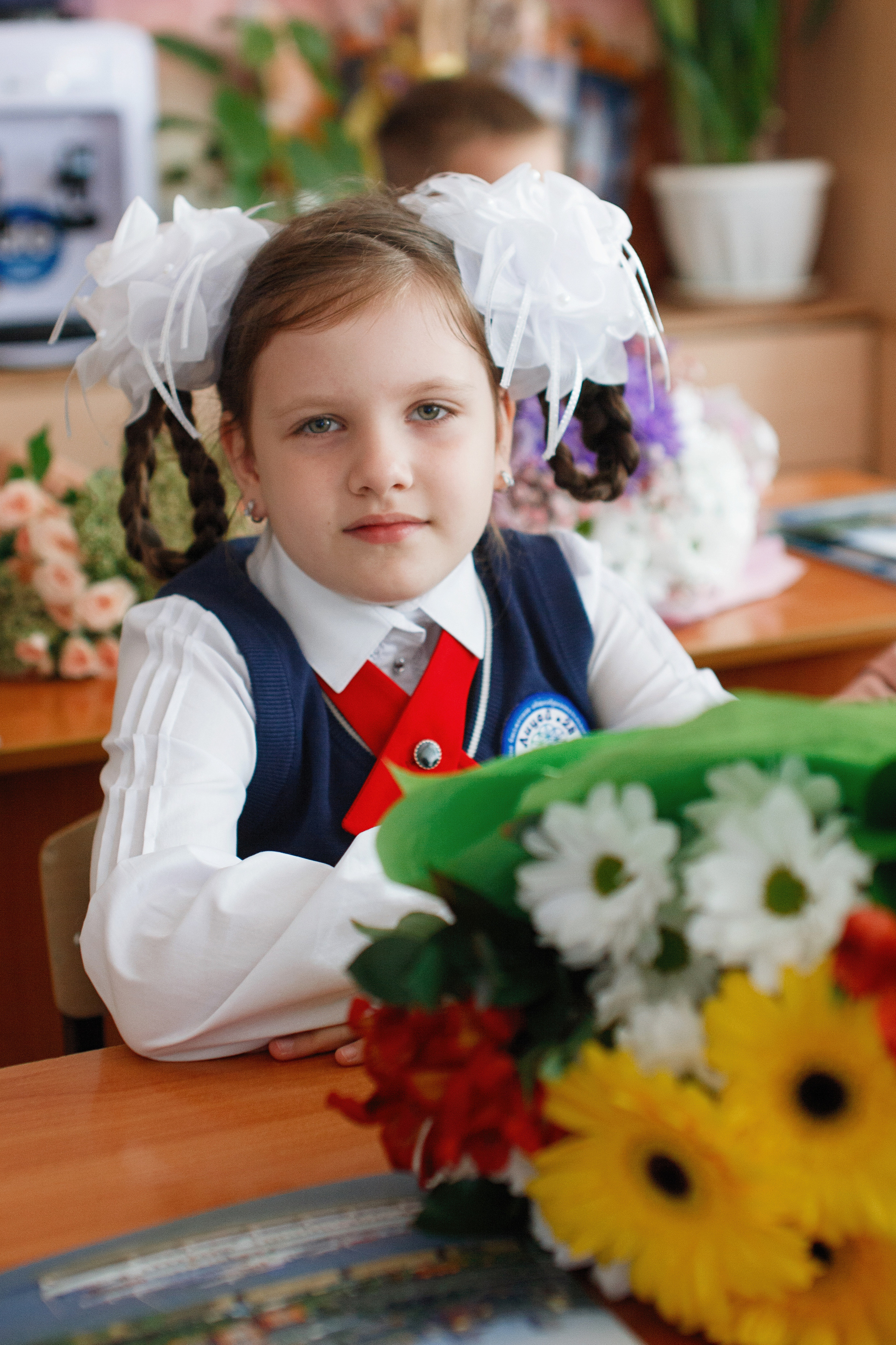 Торжественная линейка 1 сентября. Фотомастерская Воробьевых