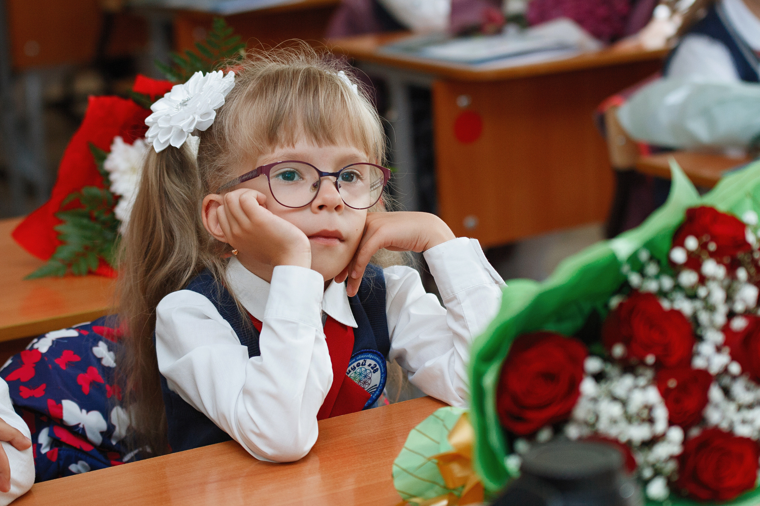 Торжественная линейка 1 сентября. Фотомастерская Воробьевых