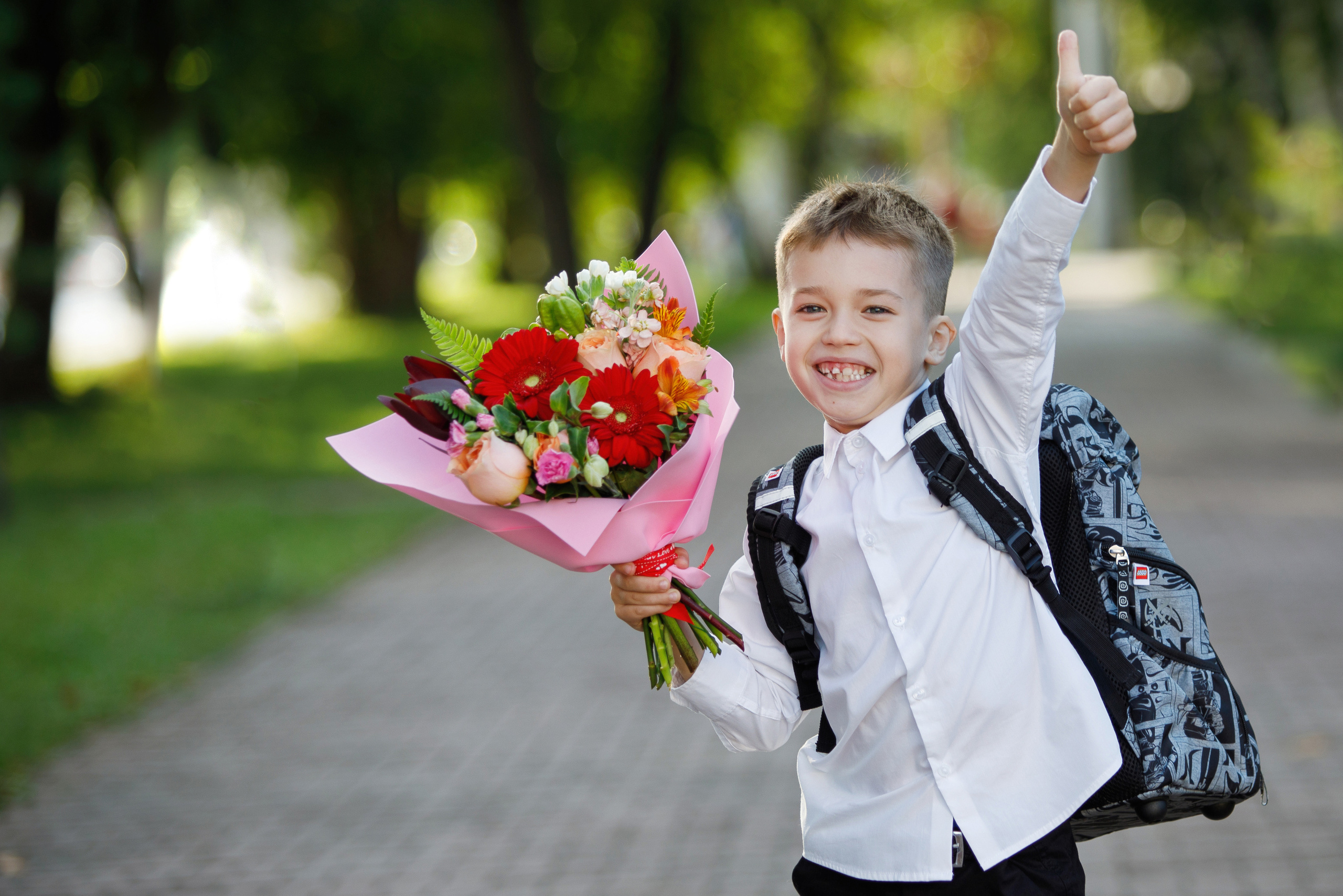 Торжественная линейка 1 сентября. Фотомастерская Воробьевых