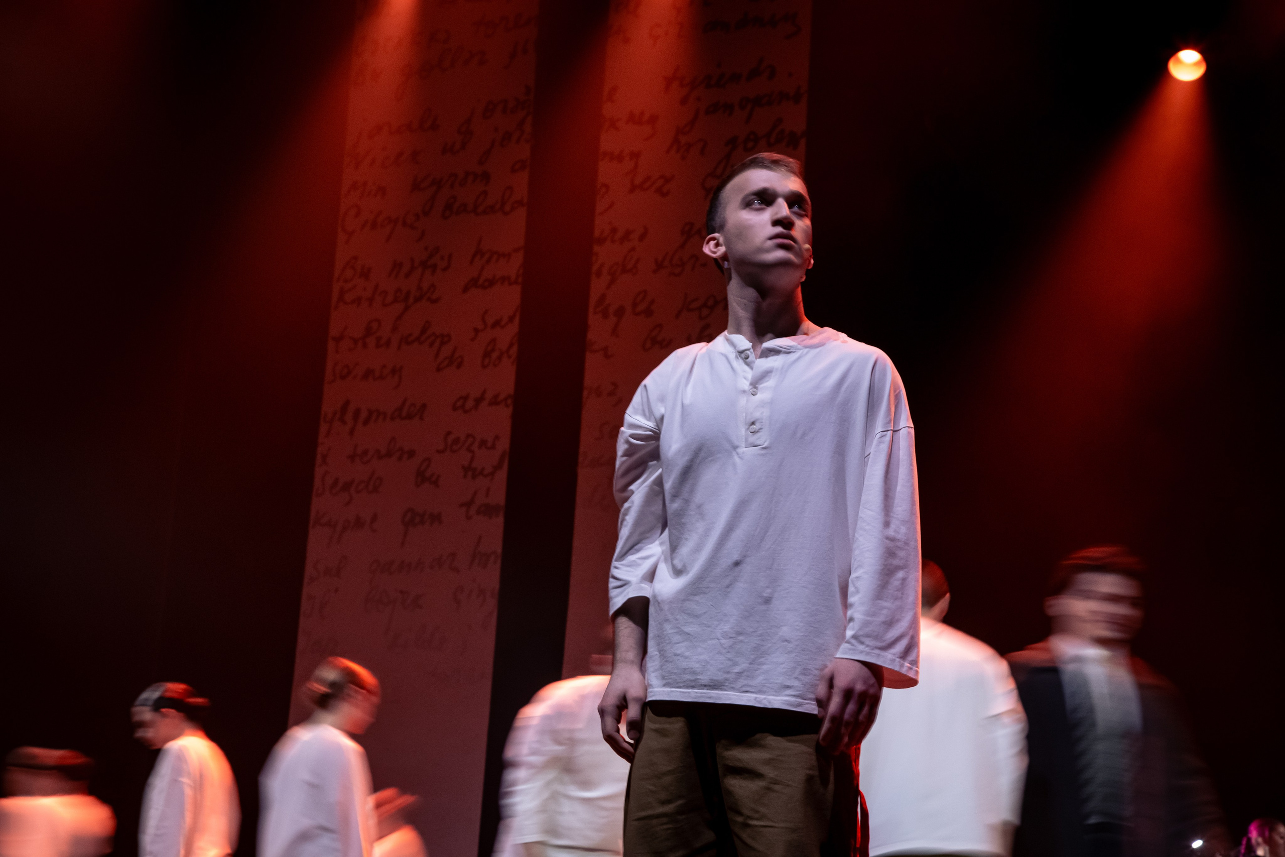 Театральная постановка Джалиль — юбилей Мусы Джалиля. Репортажный и портретный фотограф Казань / Горячих Полина