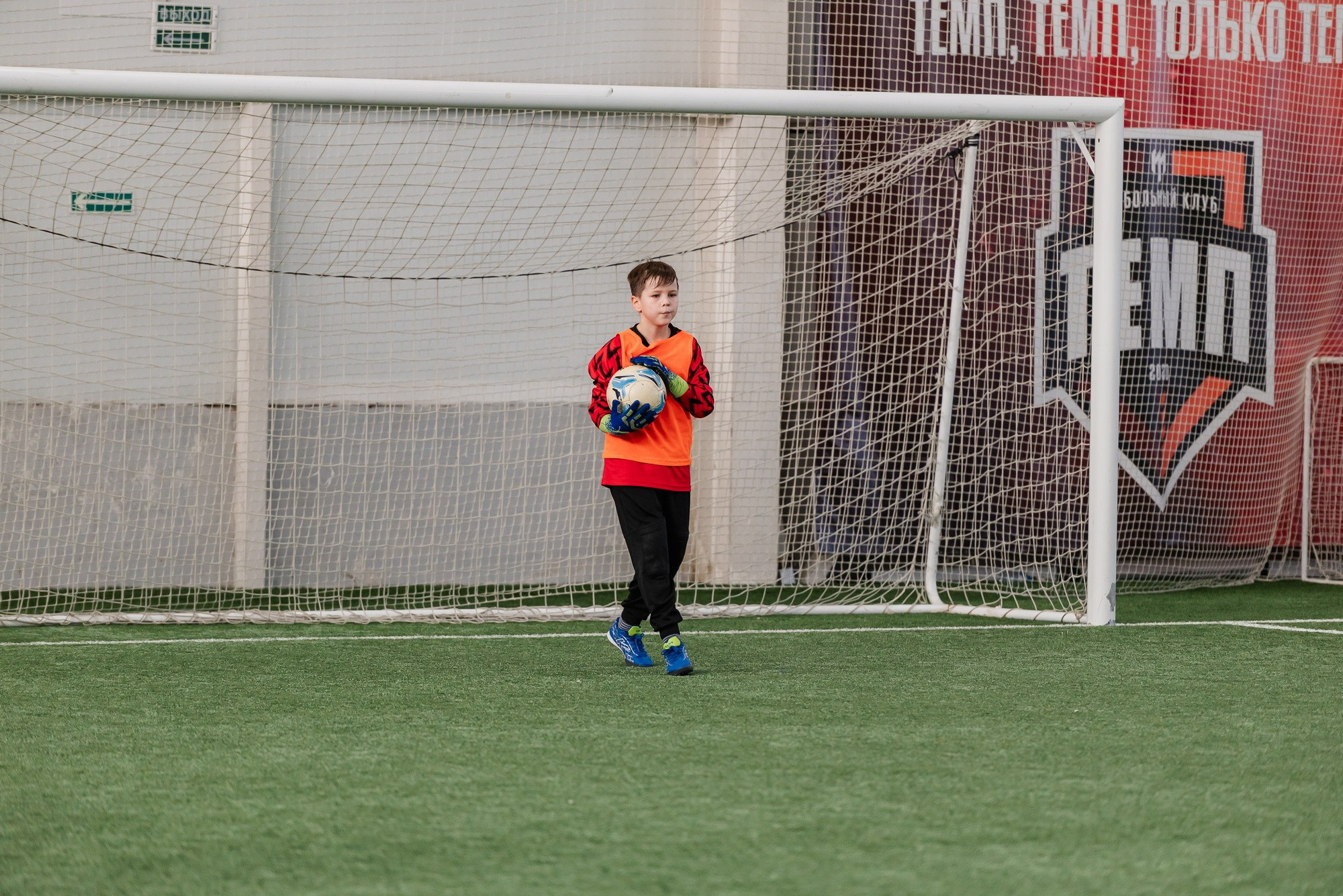 Детский турнир по футболу KAMILOV CUP-2024. Свадебный и репортажный фотограф Никита Сницарев в Барнауле
