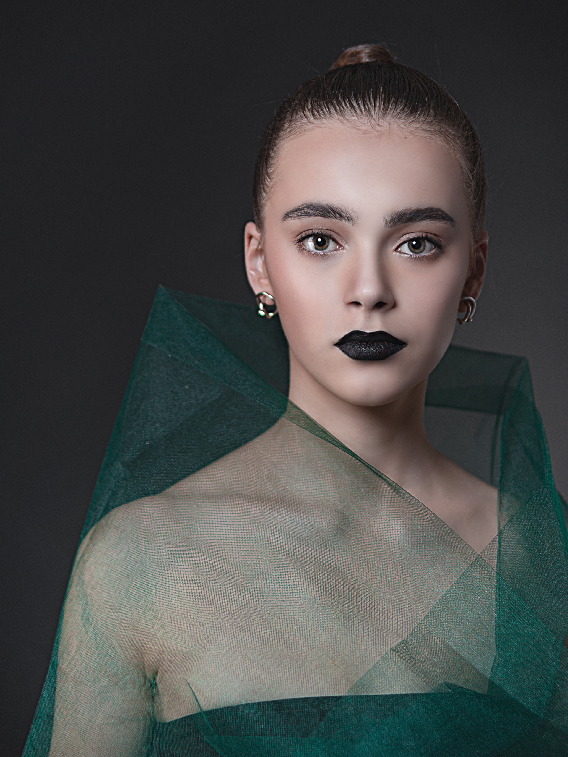 Диплом. Ретушь. Контент фотограф в Москве Кати Федотова