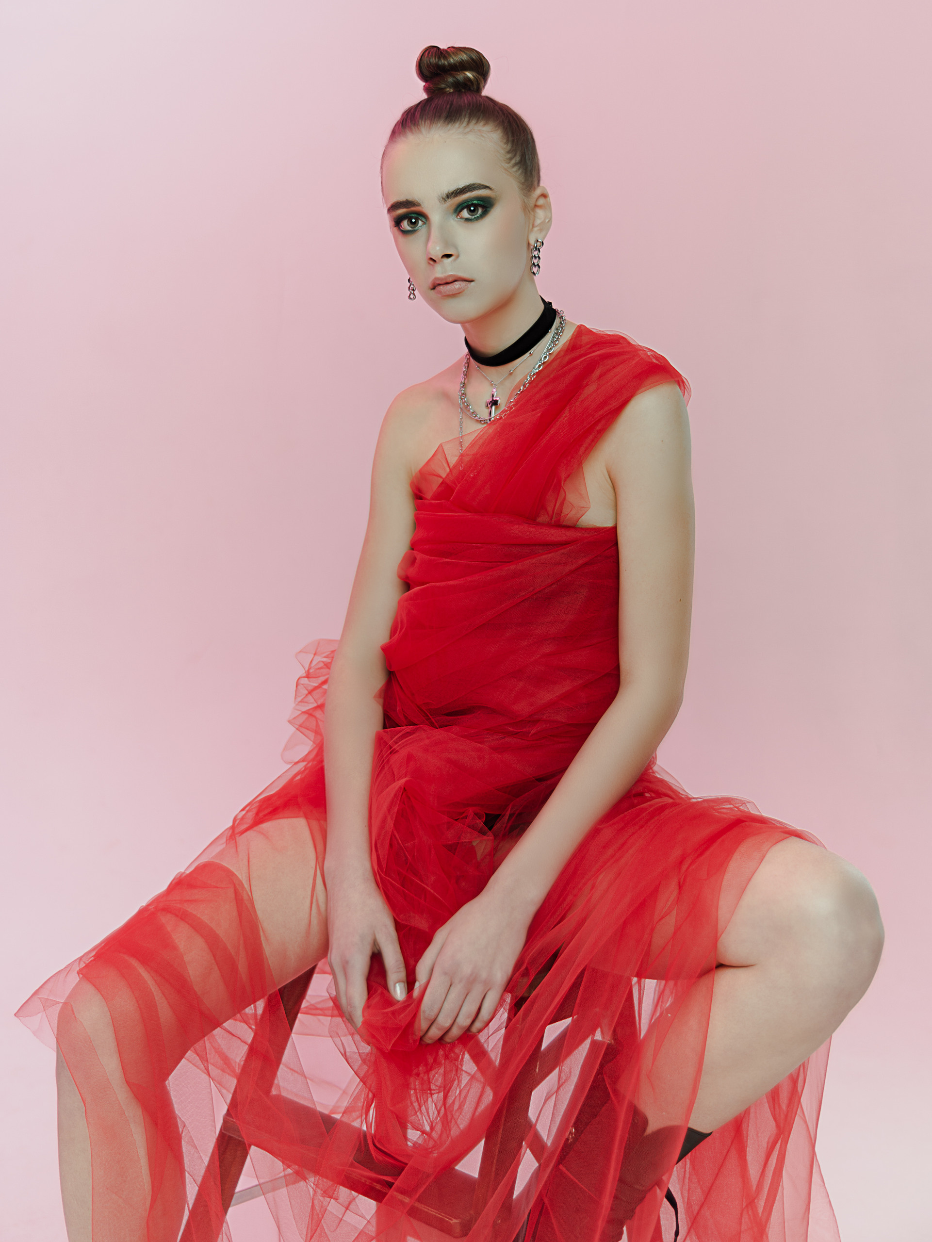 Диплом. Ретушь. Контент фотограф в Москве Кати Федотова