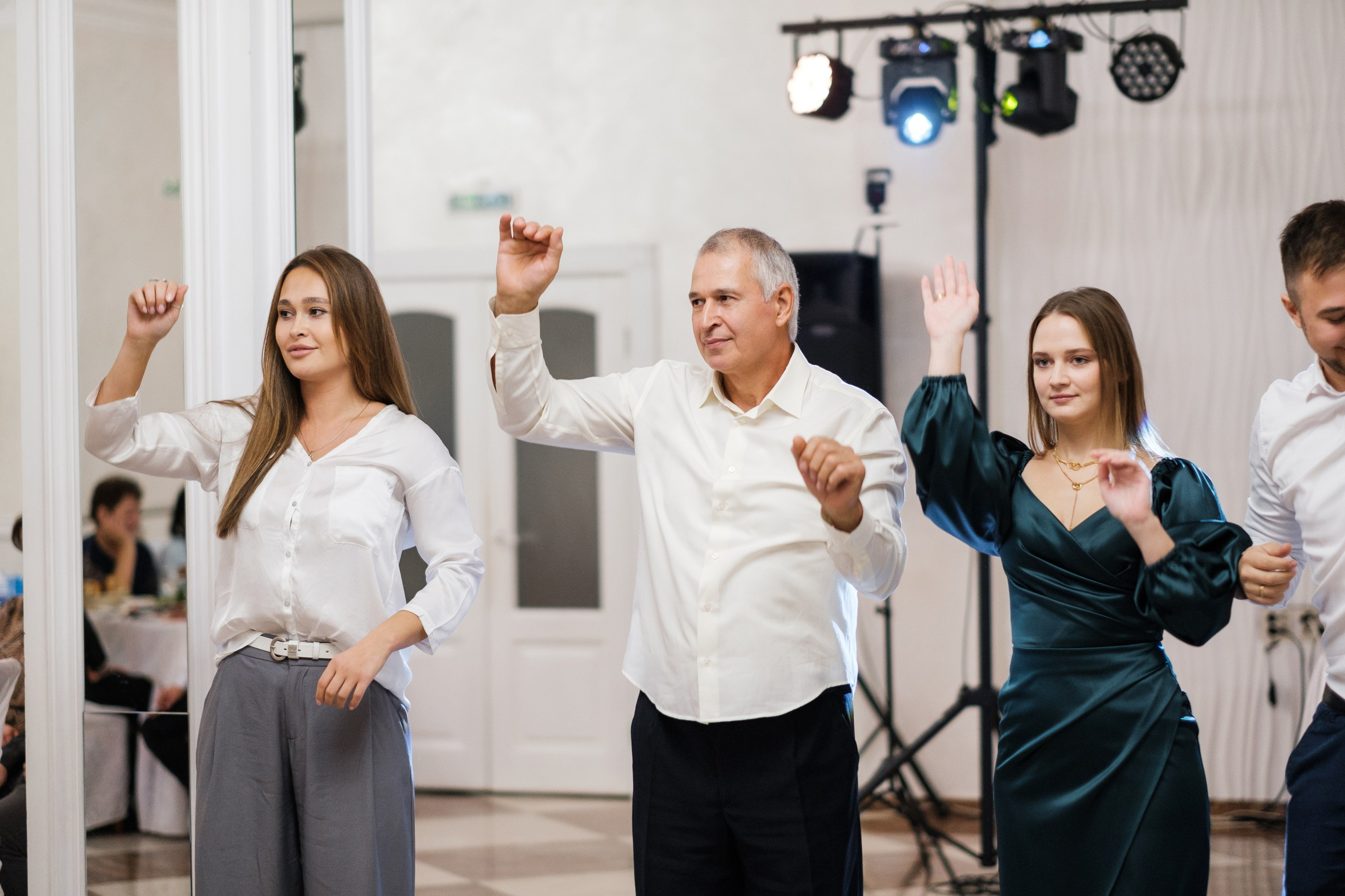 Александр и Лариса. Свадебный фотограф | репортаж | праздники | крещение