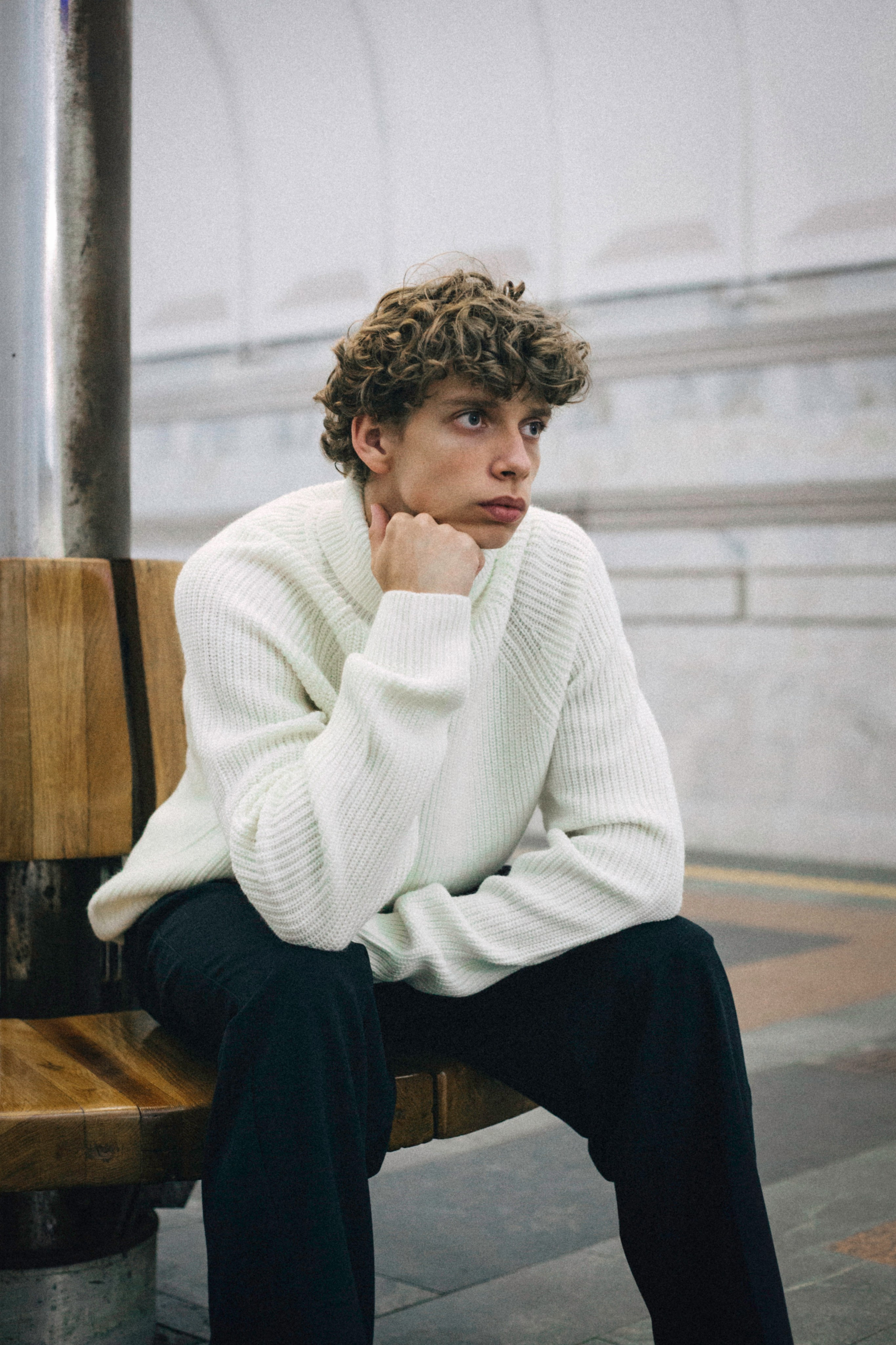 Иван в метро. Портретный фотограф в Минске