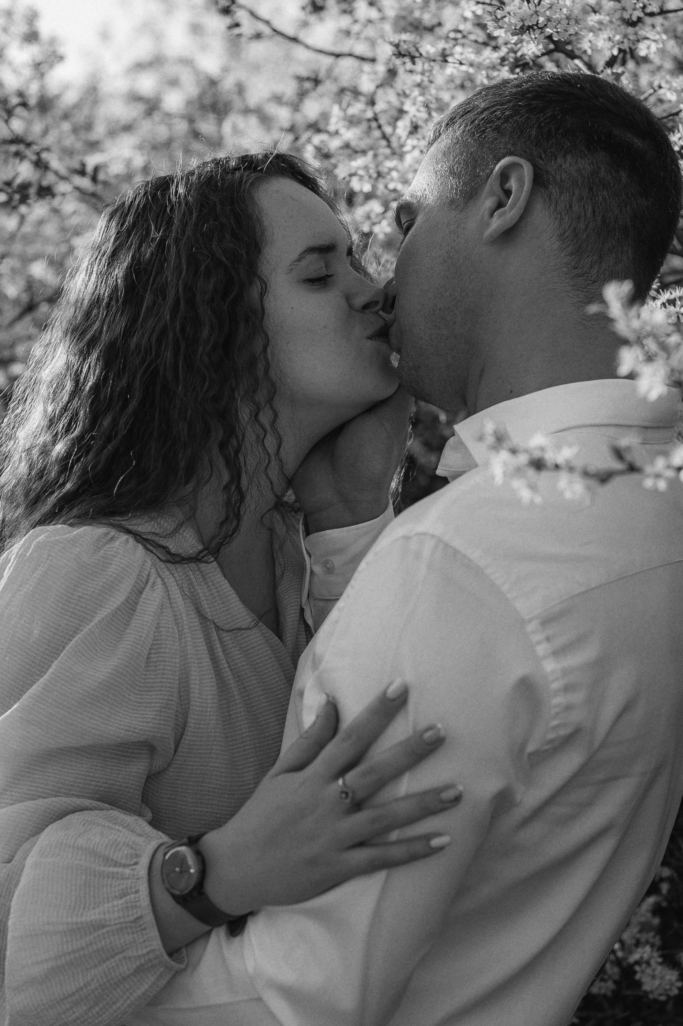 Настя, Антон и цветущие сады. Фотограф Мария Стрелкова