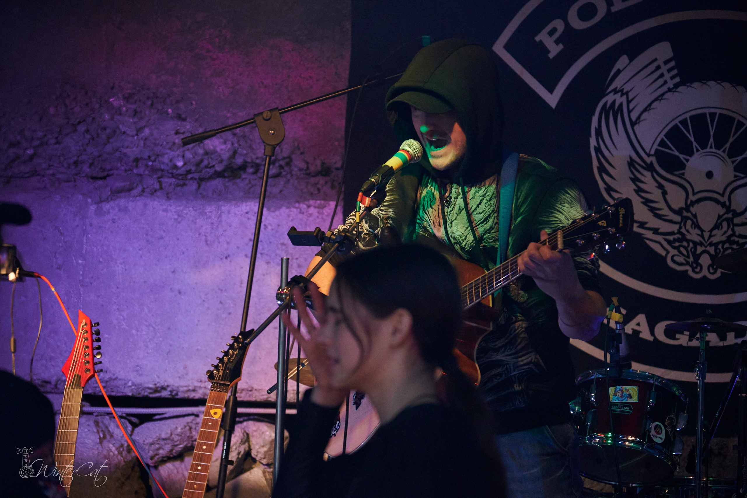 Концерт на закрытии Мотосезона. Портретный и репортажный фотограф в Магадане Андрей Нефедов WinterCatPhoto