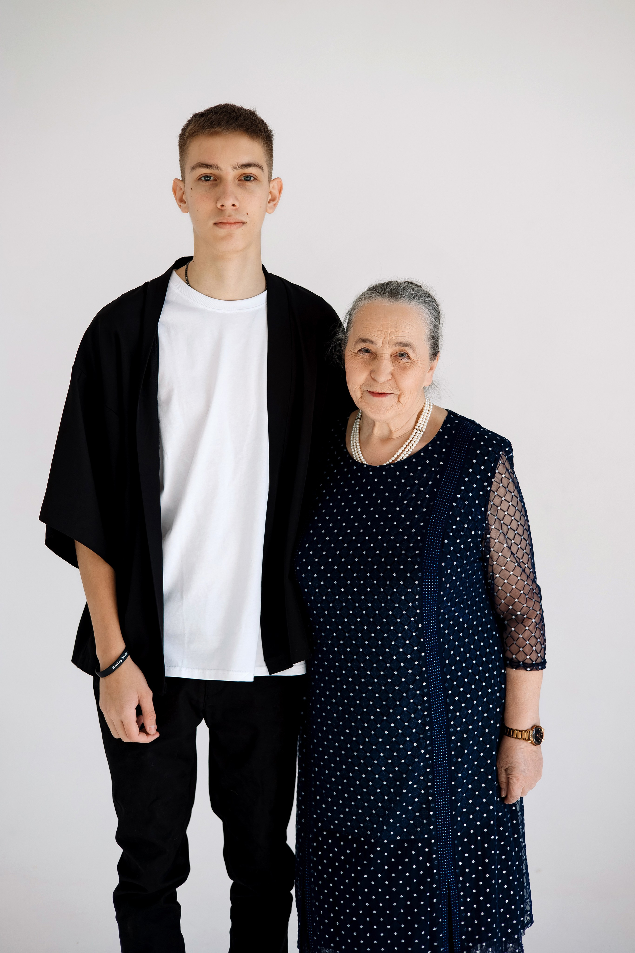 11 класс съемка на циклораме. Фотограф Любовь Корниенко, Примоский край