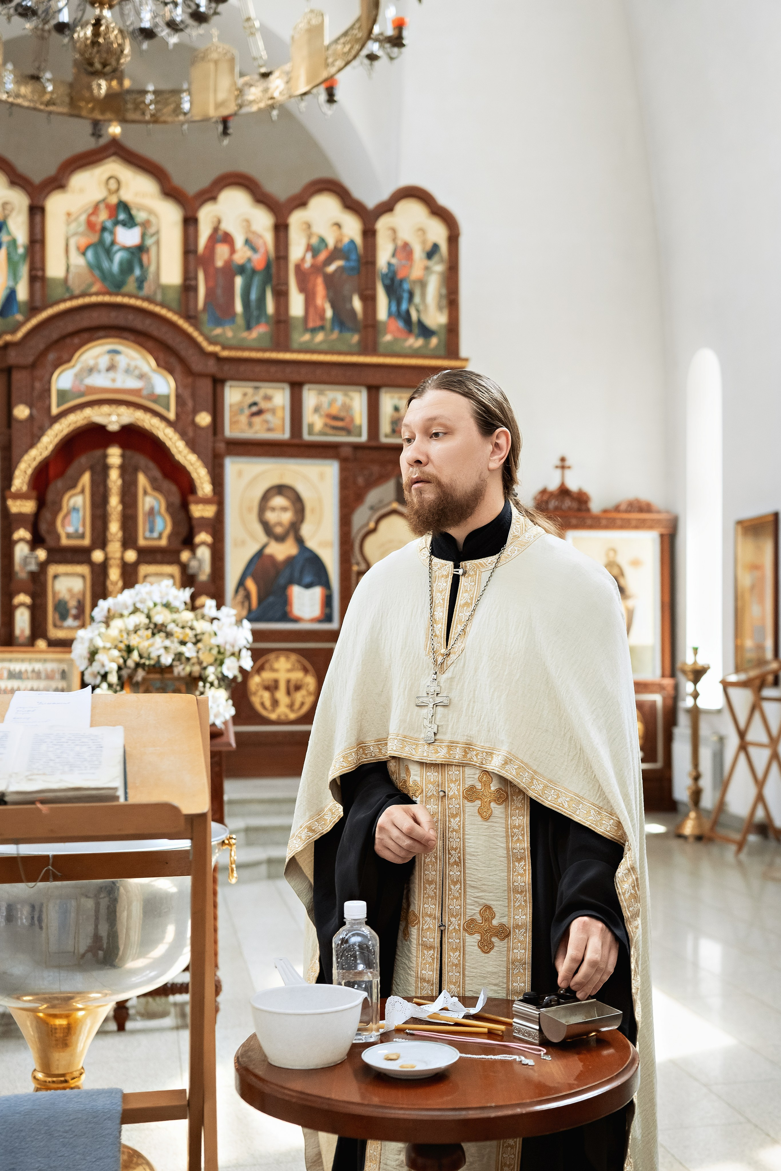 Крещение в храме Архангела Михаила. Церковный фотограф на Таинство Крещения и Венчания в Оренбурге и Оренбургской области Екатерина Белкина