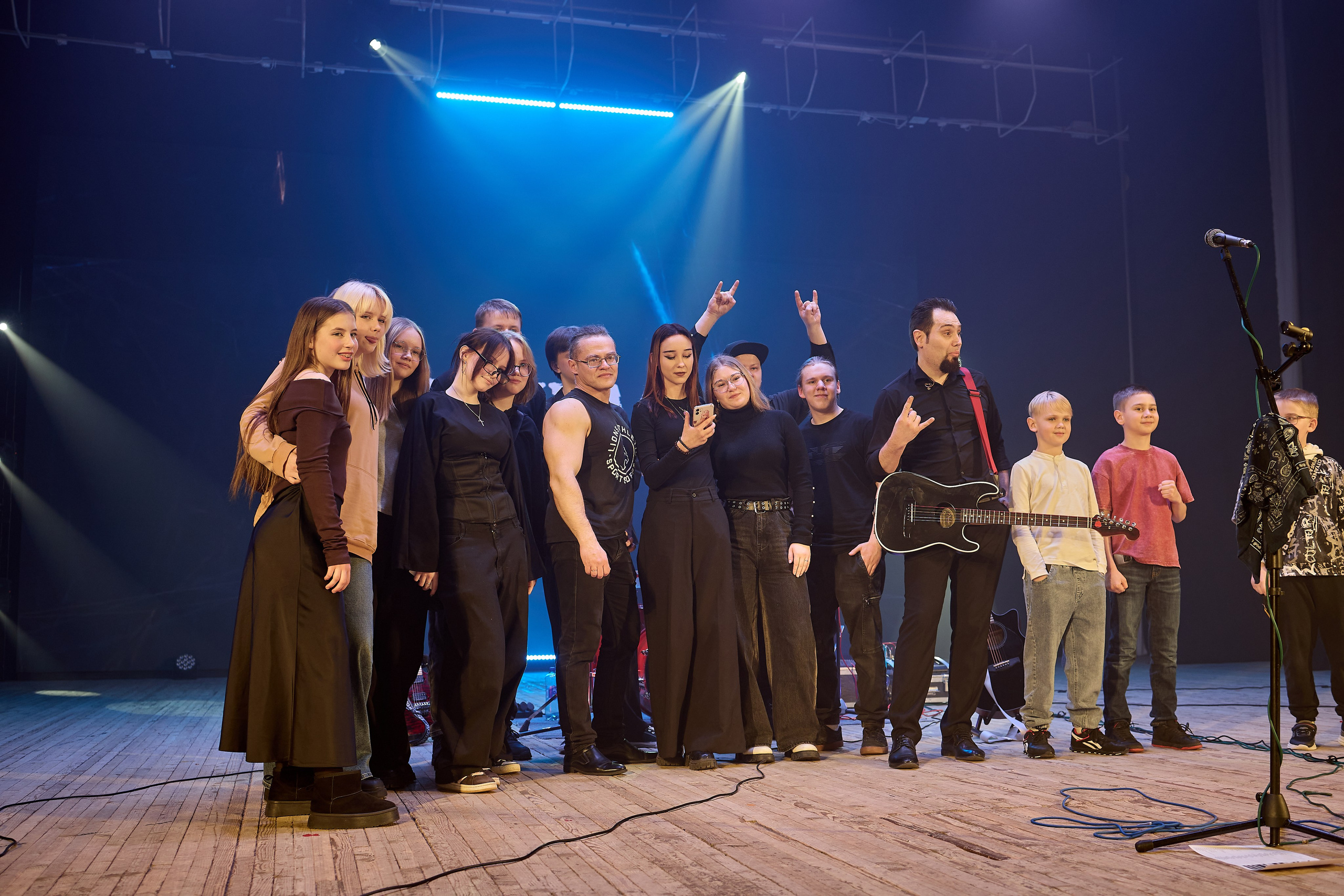 Гр. Ананас концерт 20.02.26. Фотограф видеооператор Пермский край, Пермь, Оса Руслан Саматов