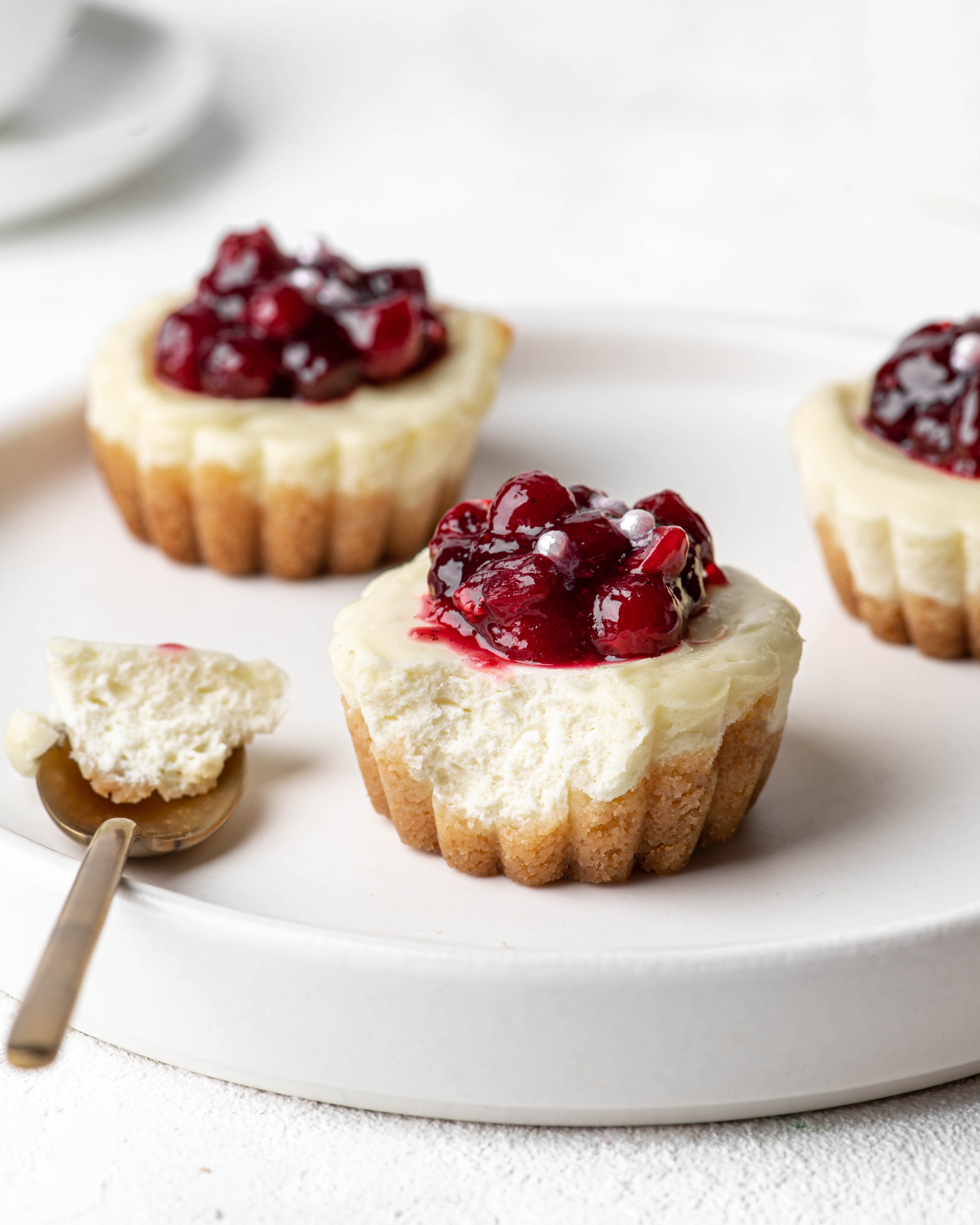 Частный кондитер «Candy_siu». Предметный и фуд-фотограф в Москве Мария Гладких