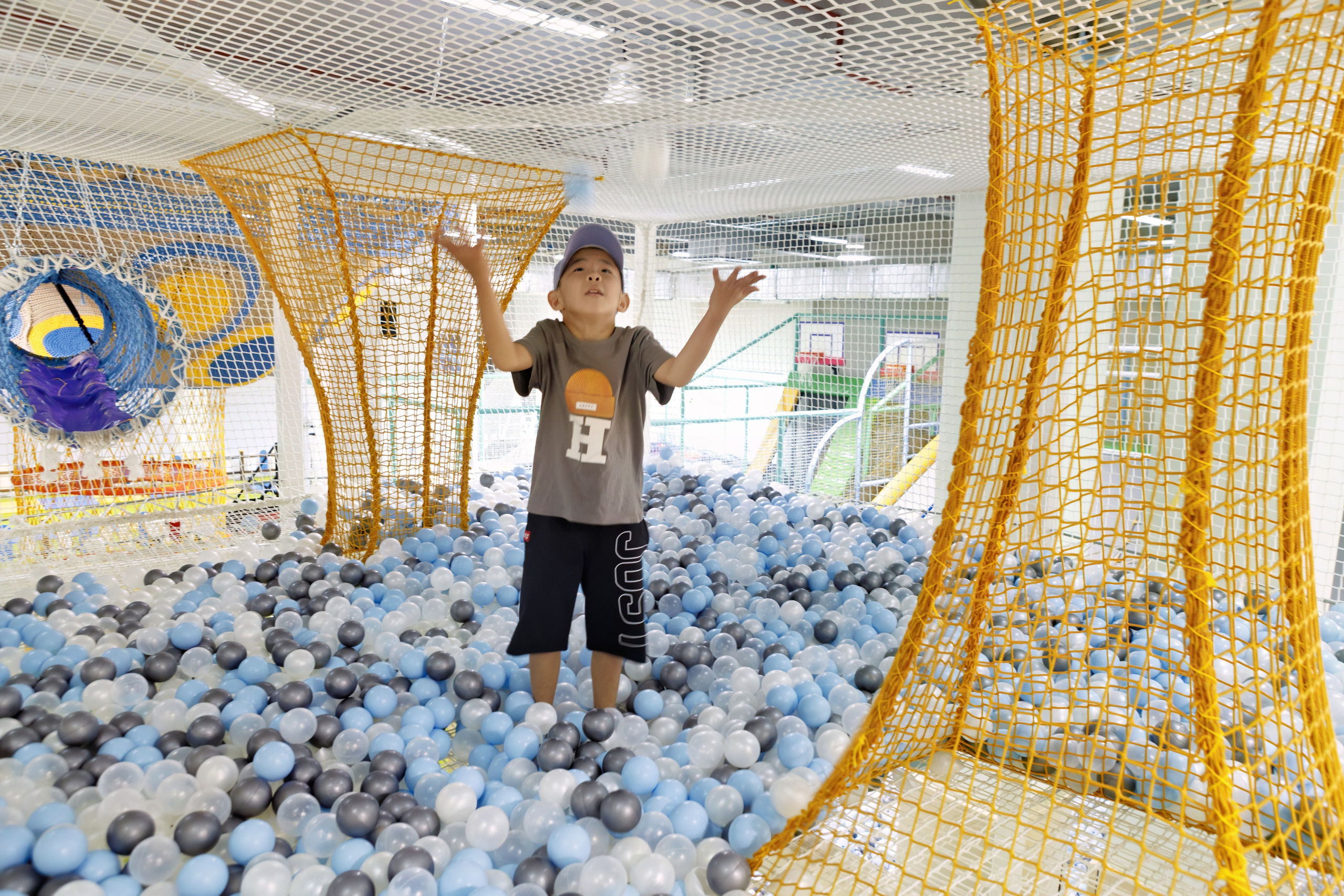 Рекламная фотосессия. Фотограф в Атырау Максим Стадниченко