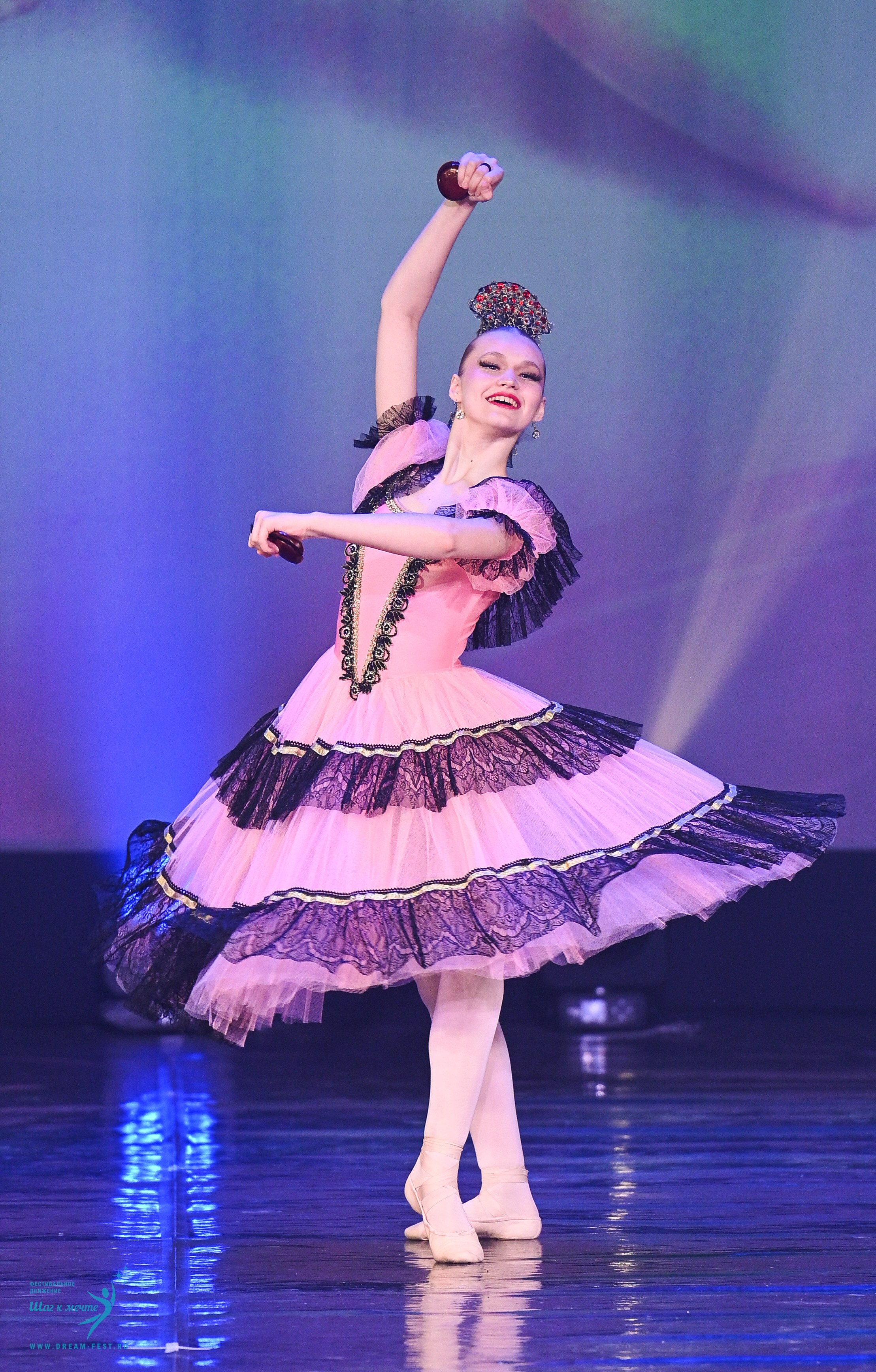 24.05.2025 «Мир под названием — Искусство танца» Фестивальное движение «Шаг к мечте» г. Кострома. Медиастудия Фото Концепт