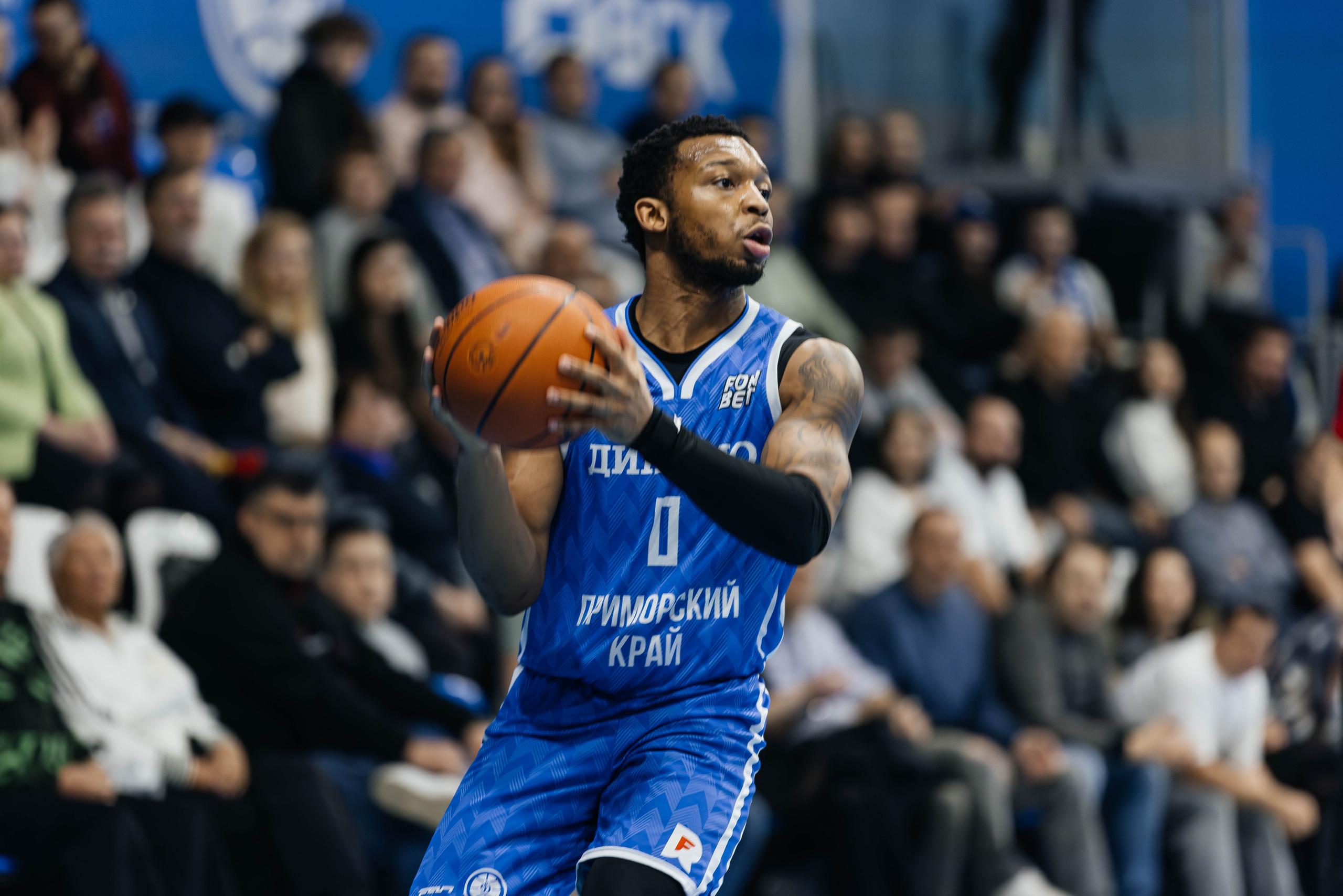 Баскетбол — Динамо. Репортажный и свадебный фотограф во Владивостоке Максим Цой