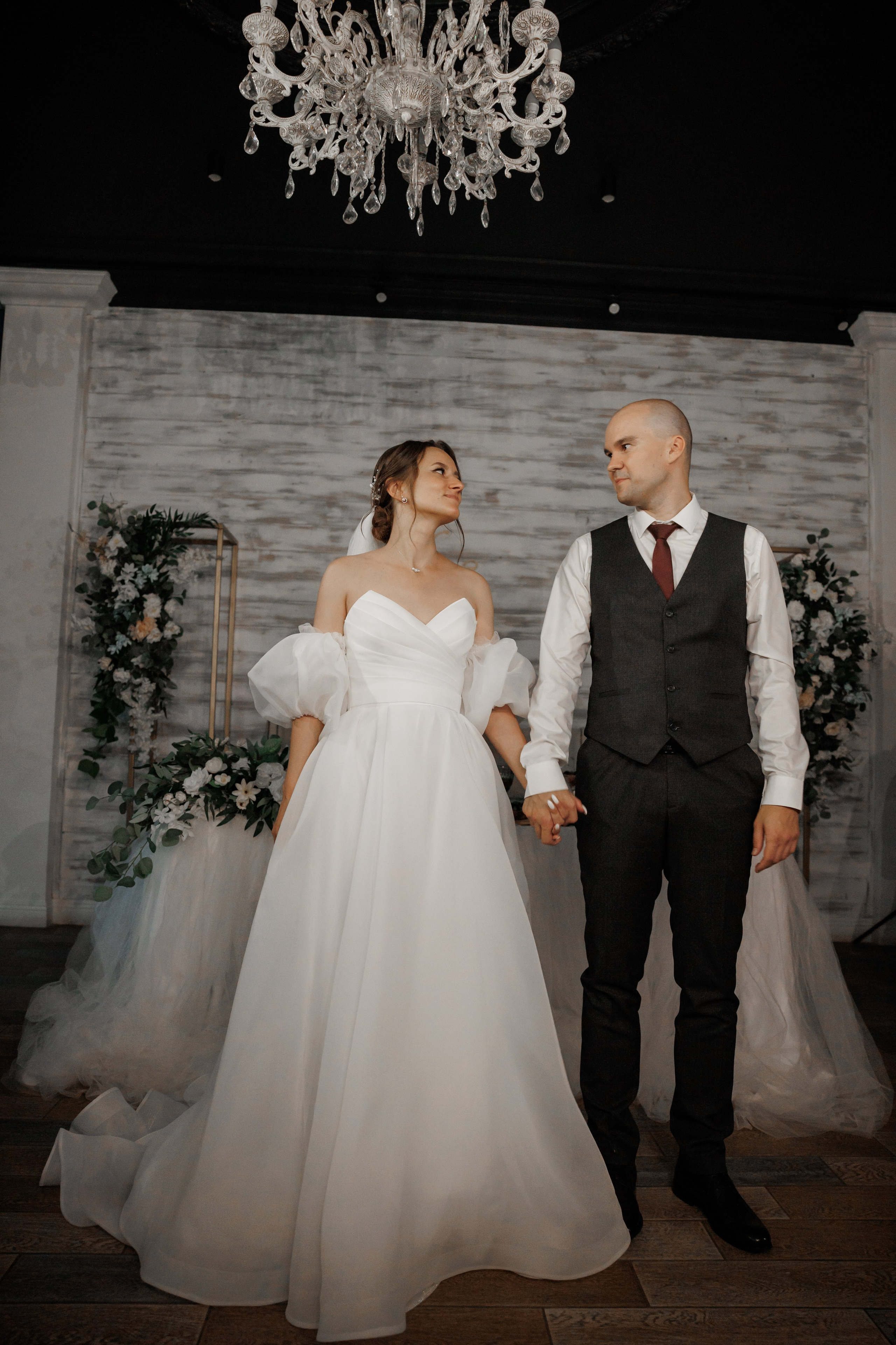 Полина и Дмитрий, загородный клуб «Барин», ЗАГС в г. Пушкино. Свадебный и репортажный фотограф (Москва, Королев и другие)