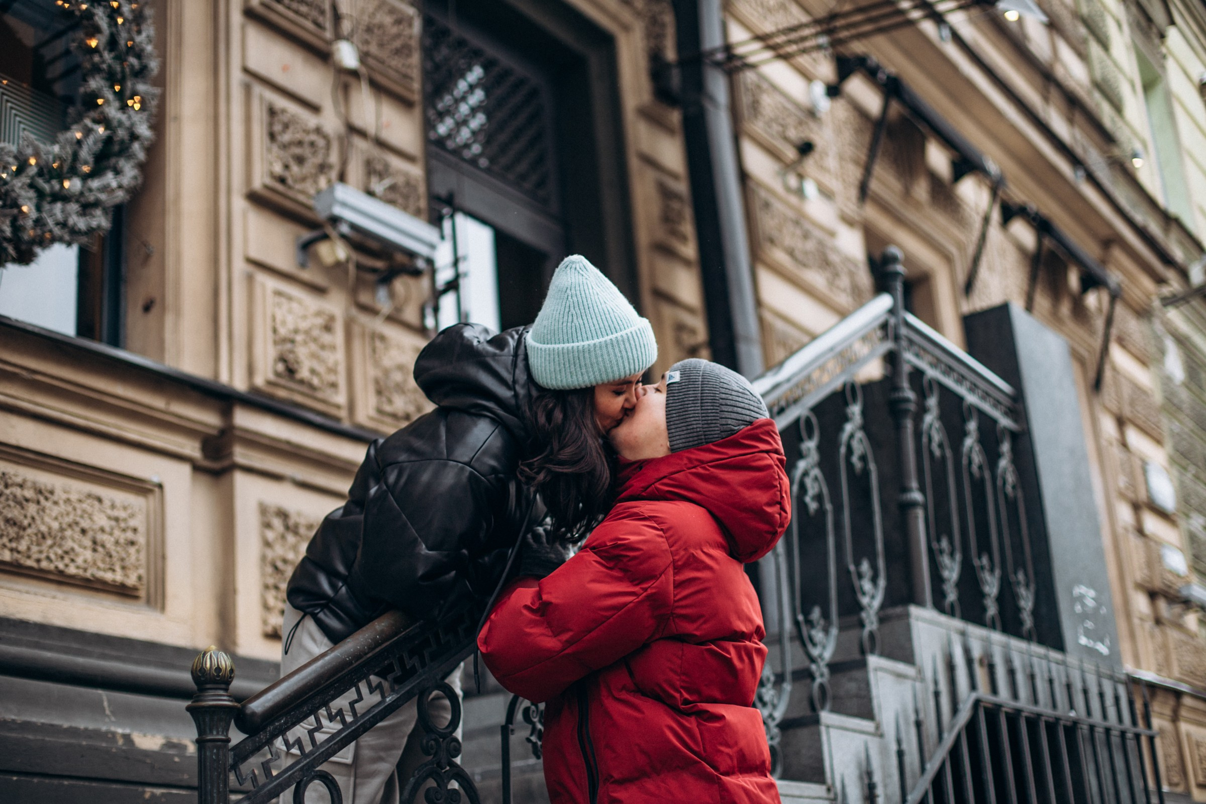 Даниил и Наркес в декабре. Фотопрогулка в Петербурге. Индивидуальный и семейный фотограф в Санкт-Петербурге