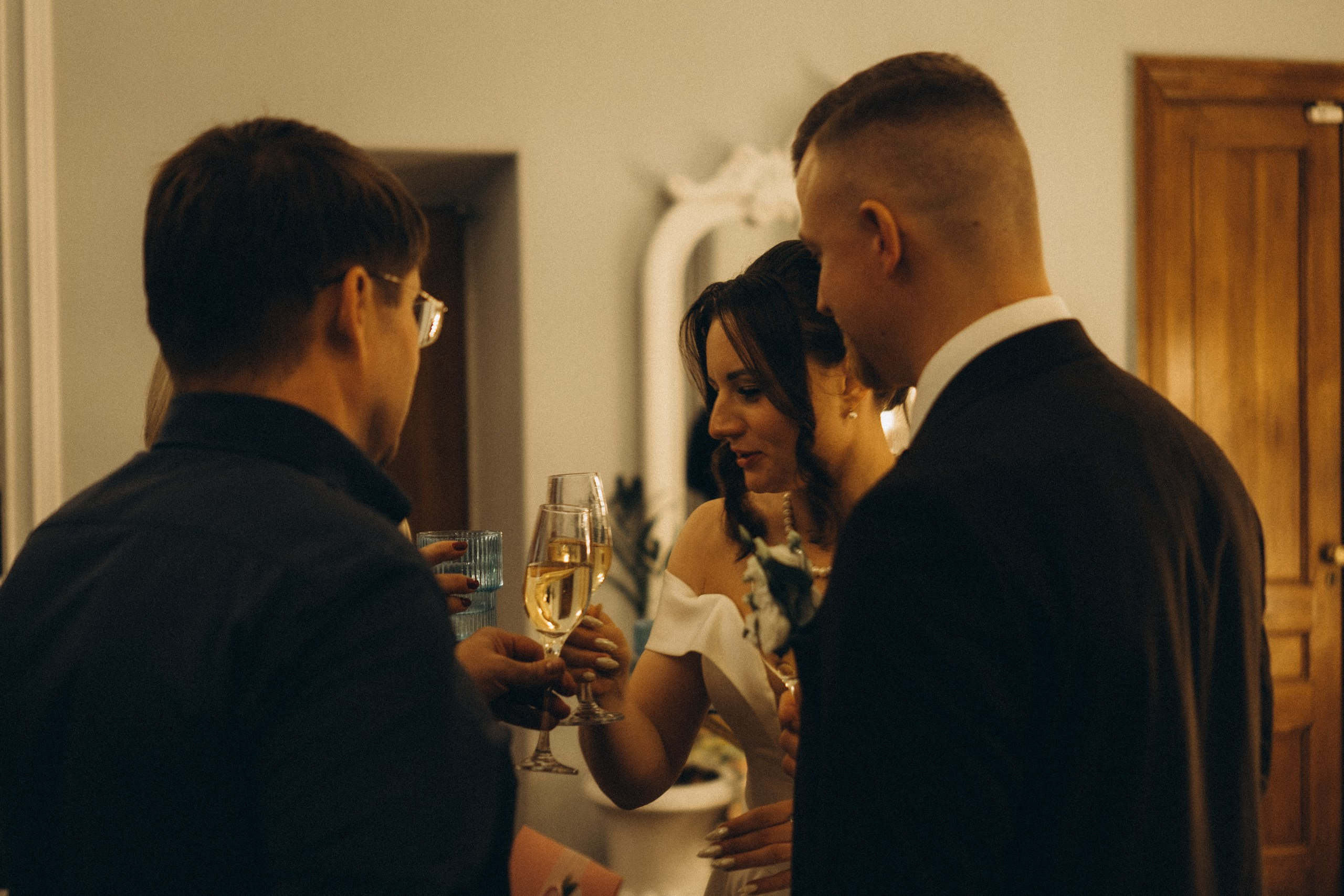 СЬЕМКА РЕПОРТАЖ В ЗАГСЕ (2 ДВОРЕЦ). Профессиональный фотограф, Санкт-Петербург — Виктория Богомолова