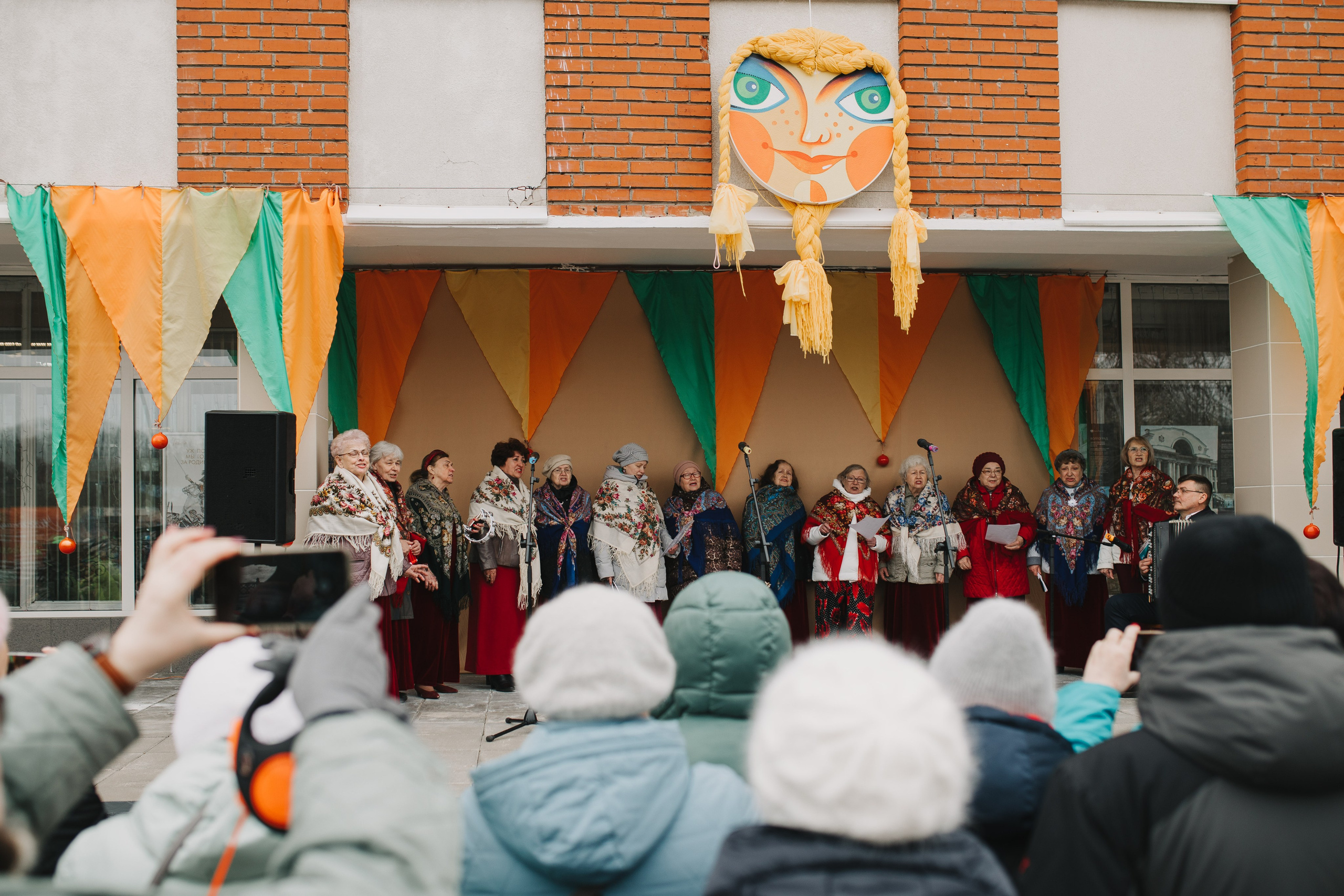 Культмассовые мероприятия. Фотограф Людмила Оюн