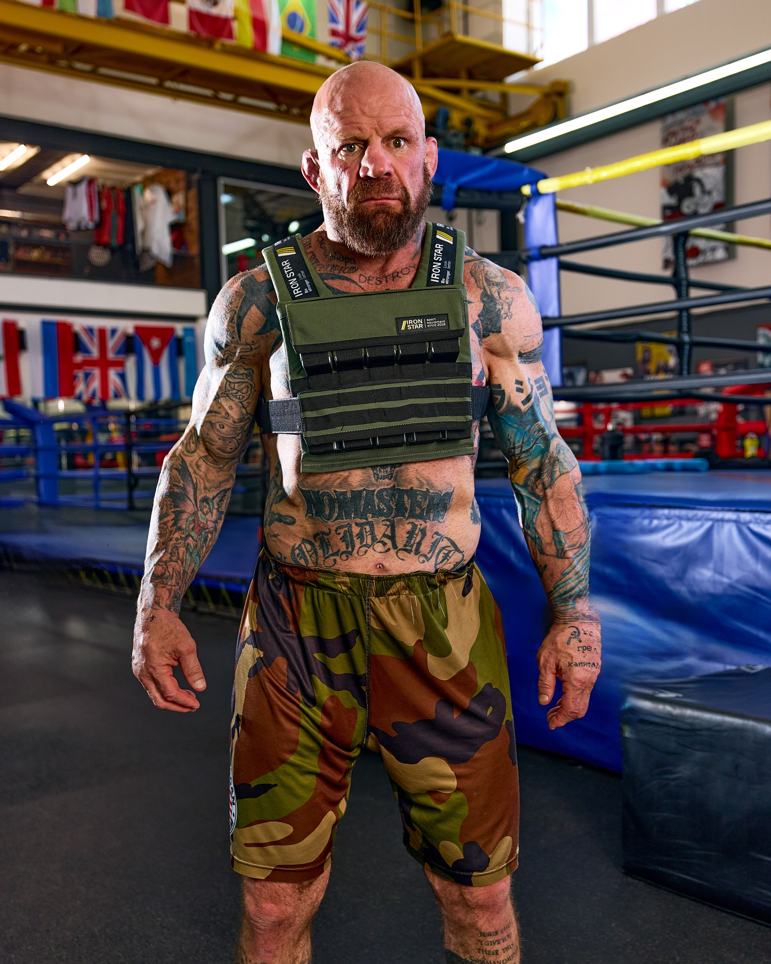 Iron Star. Святослав Лебедев | Рекламный фотограф — Коммерческая съемка, Арт-дирекшн, AI-интеграция