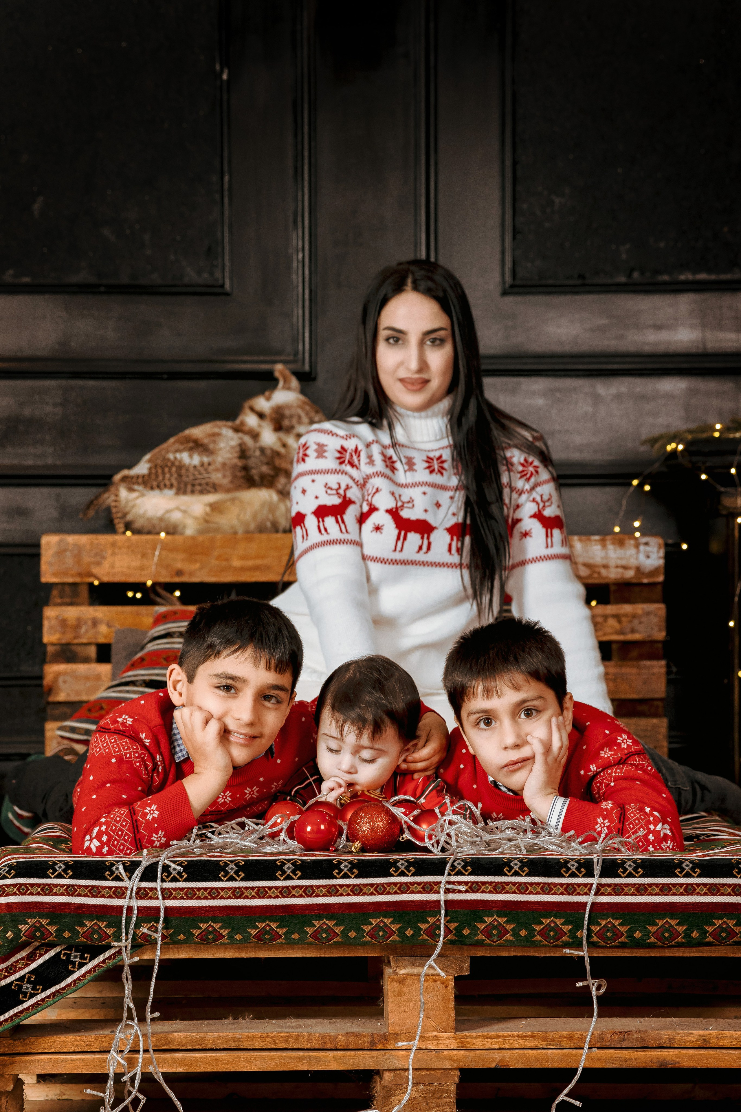 Зухра с детками. Свадебный и семейный фотограф в Каспийске Алёна Нурмагомедова