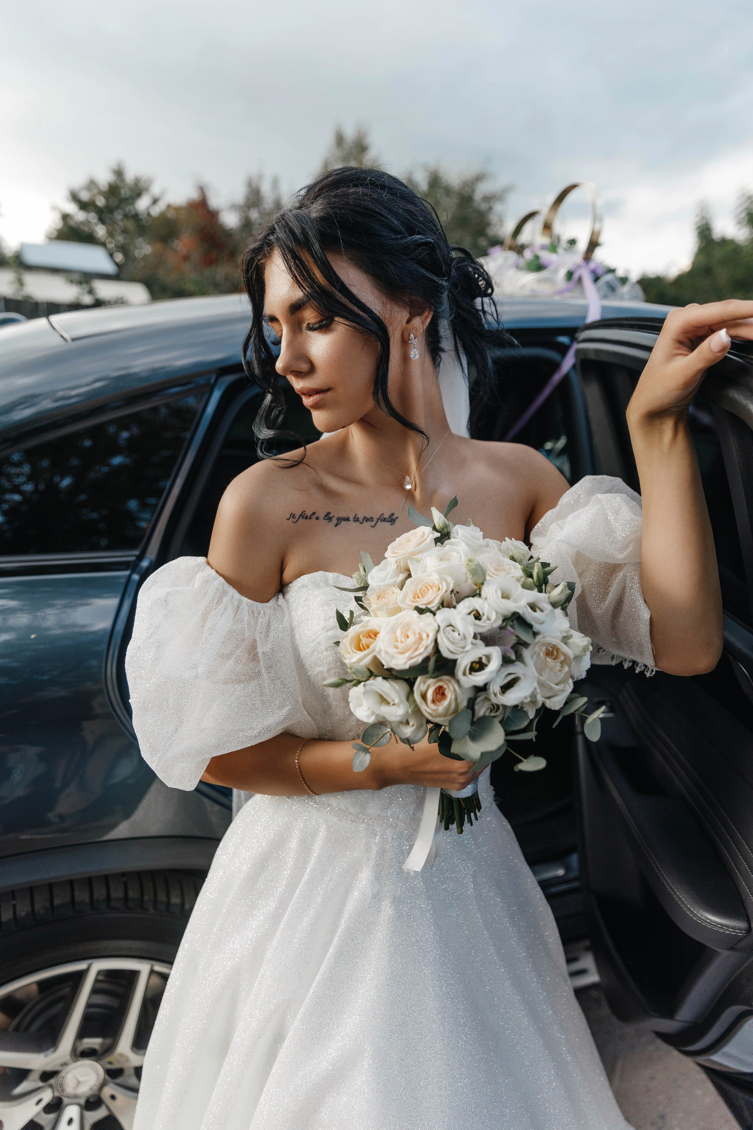 Свадьба в яхт клубе г Владимир. Свадебная серия на яхте в клубе Параллель 56 город Владимир. Свадебный фотограф во Владимире сняла свадьбу в параллель 56