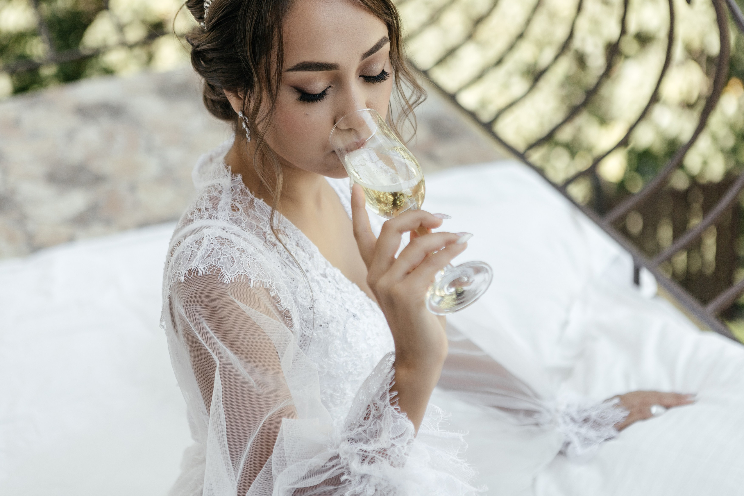 Свадебный фотограф Уфа — Руслан ГабдлисламовЖивые эмоции, красивые кадры, воспоминания на всю жизнь.Работаю по всей Республике Башкортоста. Свадебный фотограф Уфа Руслан Габдлисламов