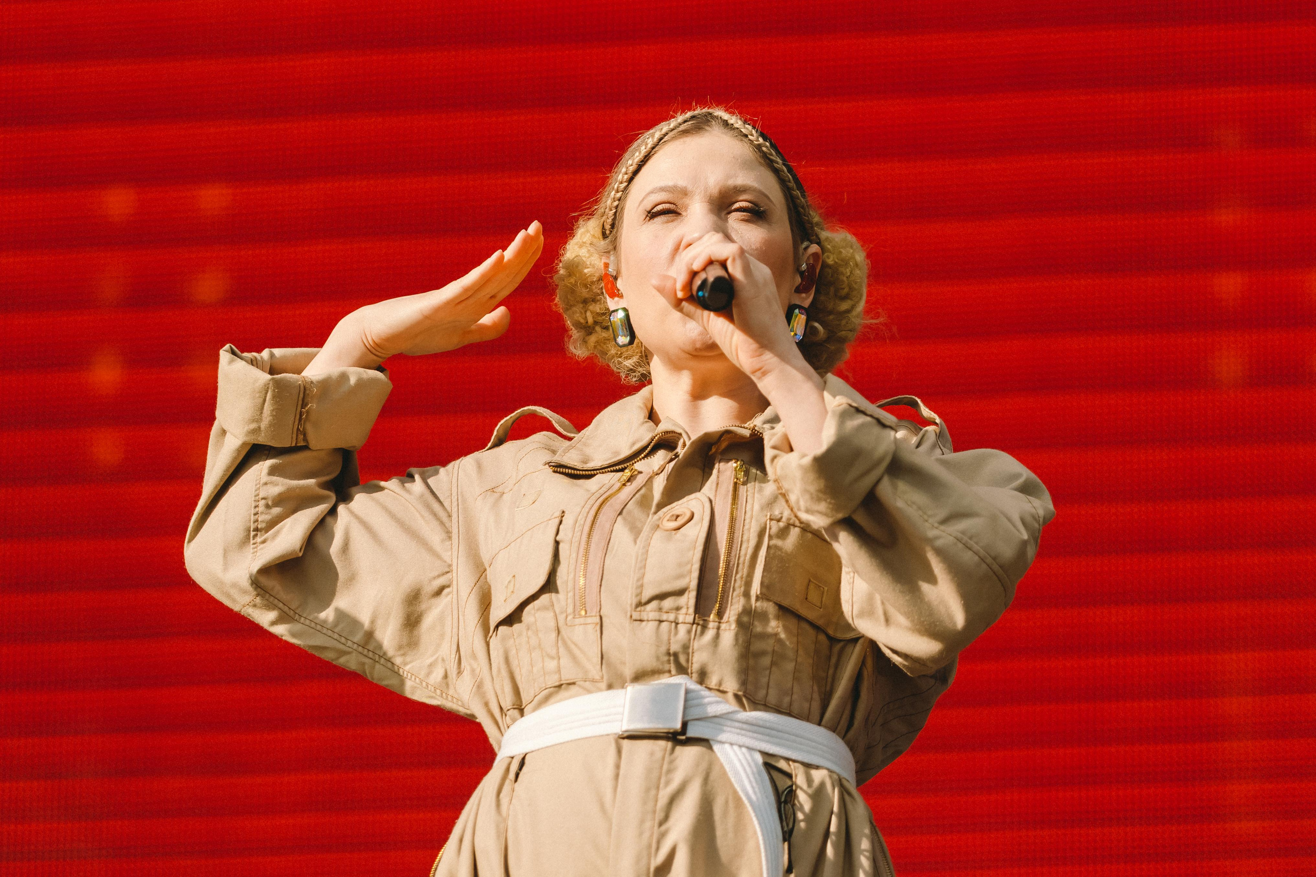 КУРТКИ КОБЕЙНА НА ЛАСТОЧКА SUMMEET. Фотограф Сонкина Татьяна