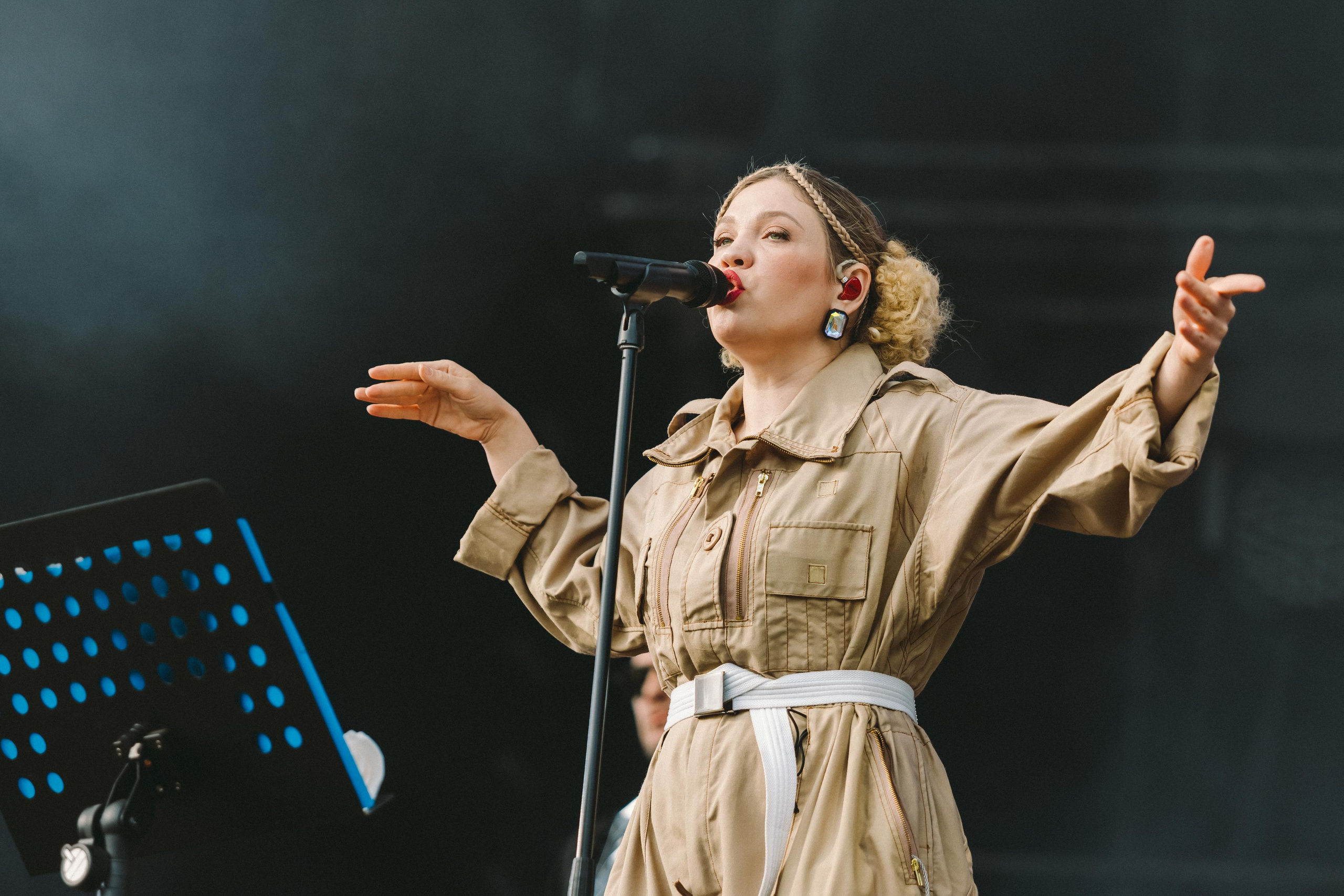 КУРТКИ КОБЕЙНА НА ЛАСТОЧКА SUMMEET. Фотограф Сонкина Татьяна