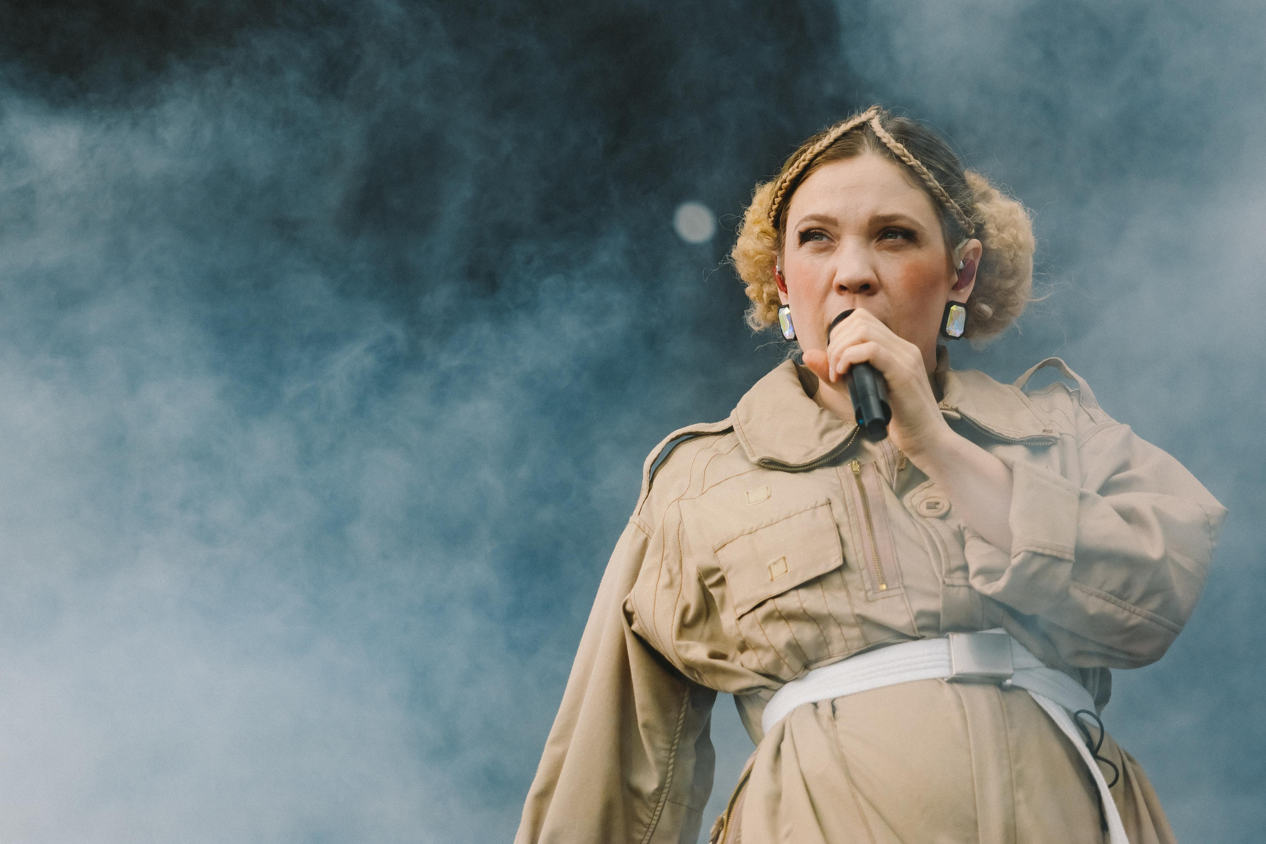 КУРТКИ КОБЕЙНА НА ЛАСТОЧКА SUMMEET. Фотограф Сонкина Татьяна