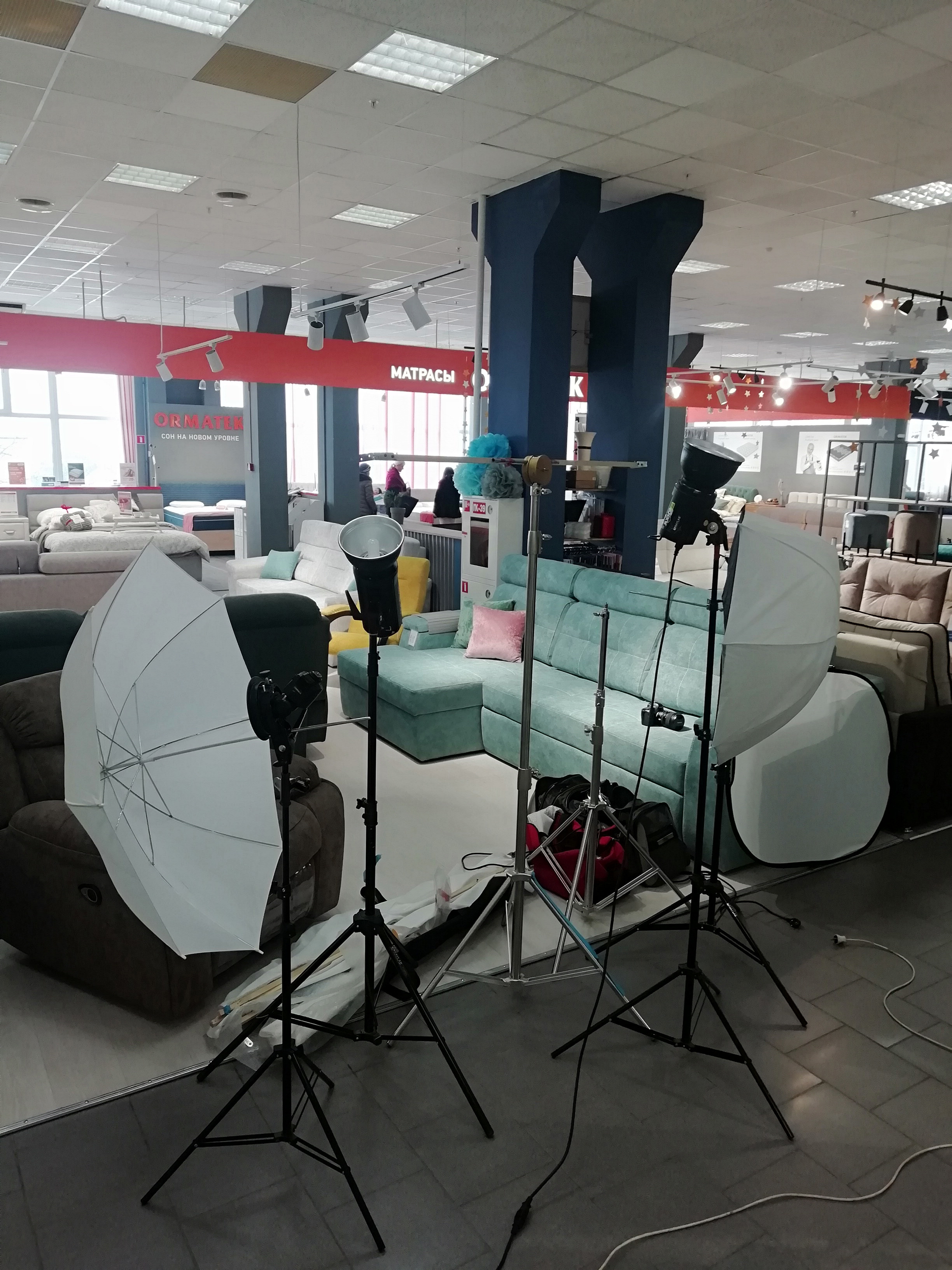 Выездная фотосъемка мягкой мебели. Интерьерный фотограф. Фото мягкой мебели.  Выездная фотосъемка корпусной мебели, фото мебели в выставочном павильоне, выезд фотографа к заказчику. Мебельный фотограф, мебельный фотограф Нижний Новгород