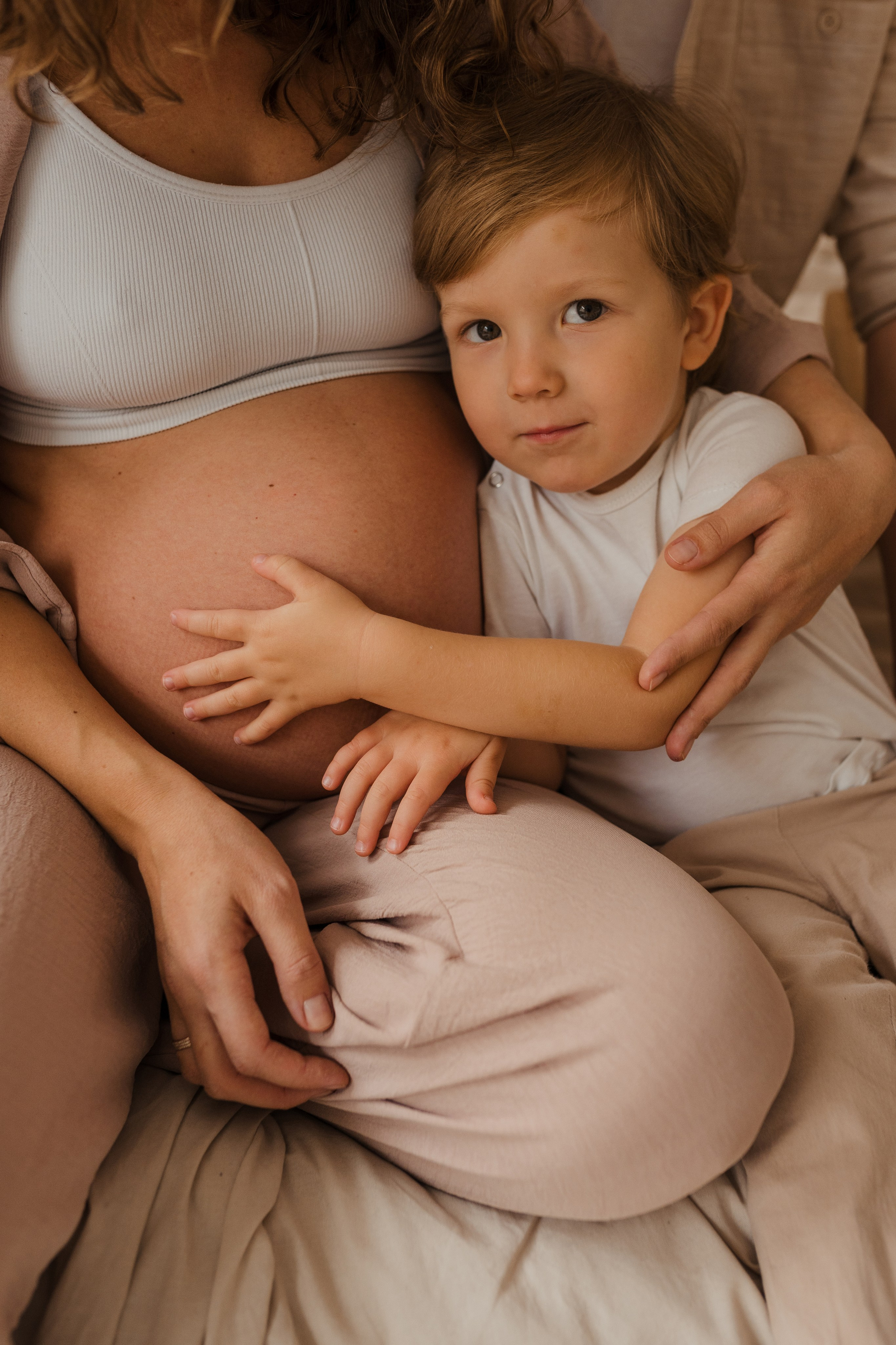 Семейная фотосессия в студии в Москве, семейный фотограф Анна Полушина. Свадебный фотограф в Москве Анна Полушина