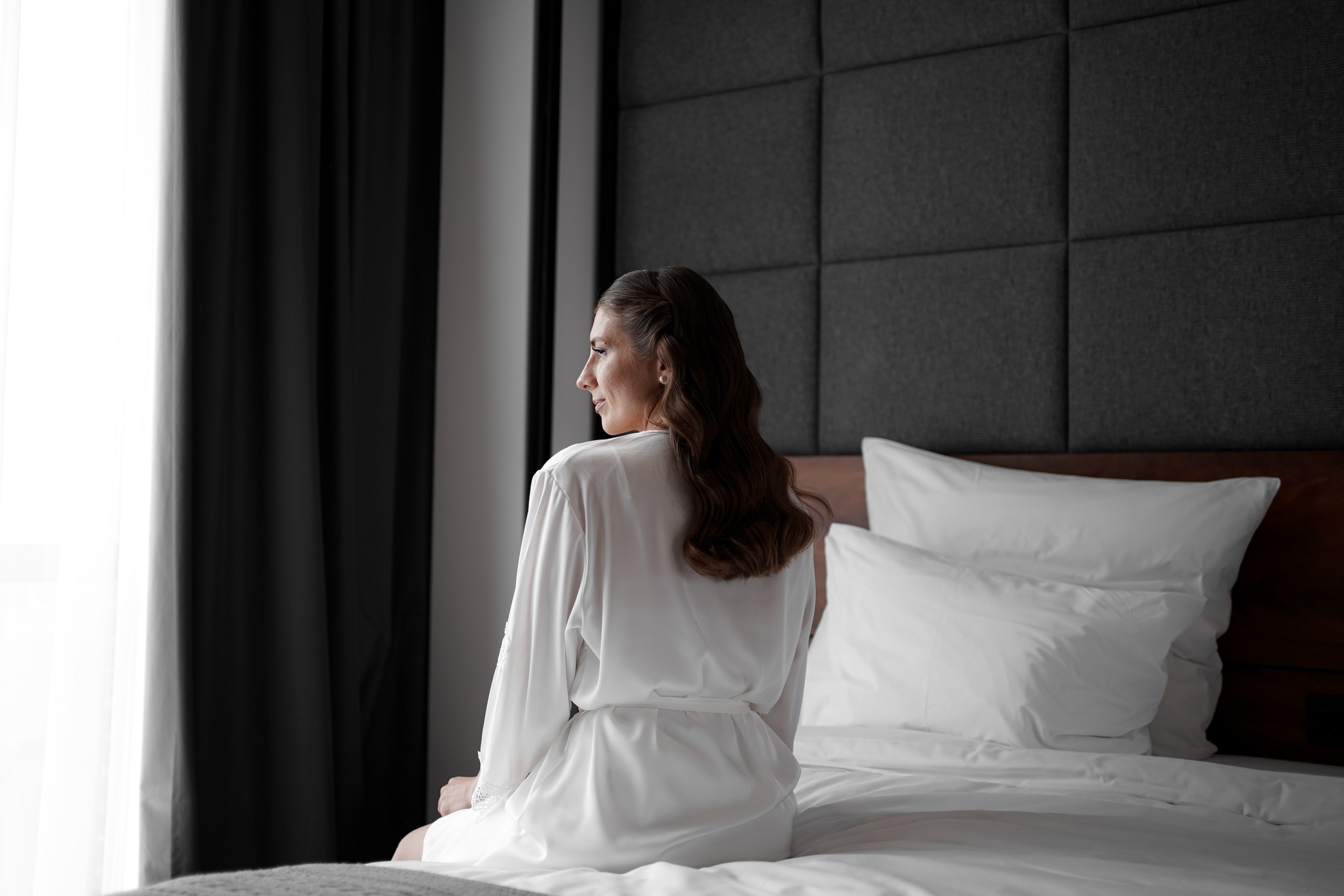 Виктория и Тарон в отеле Арка. Свадебный фотограф Ростов-на-Дону. Свадебный фотограф в Ростове-на-Дону. Таинство Крещения и Венчания, семейные фотосессии. Алёна Чёботова