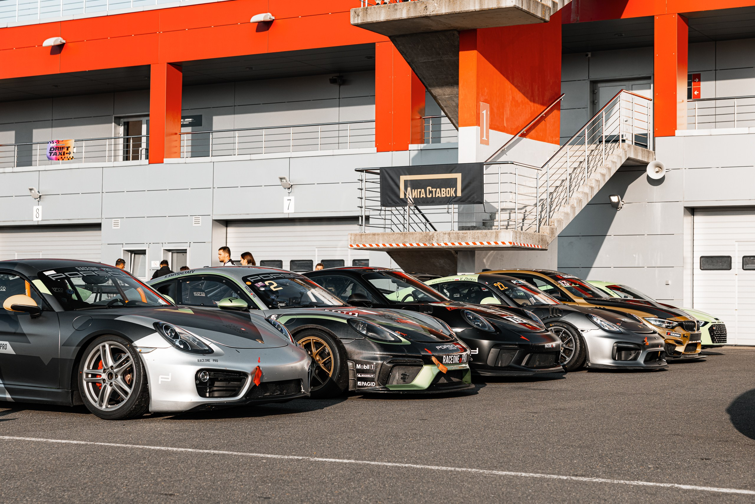 Автомобильный фотограф. Фотограф Денис Болдинов. Москва