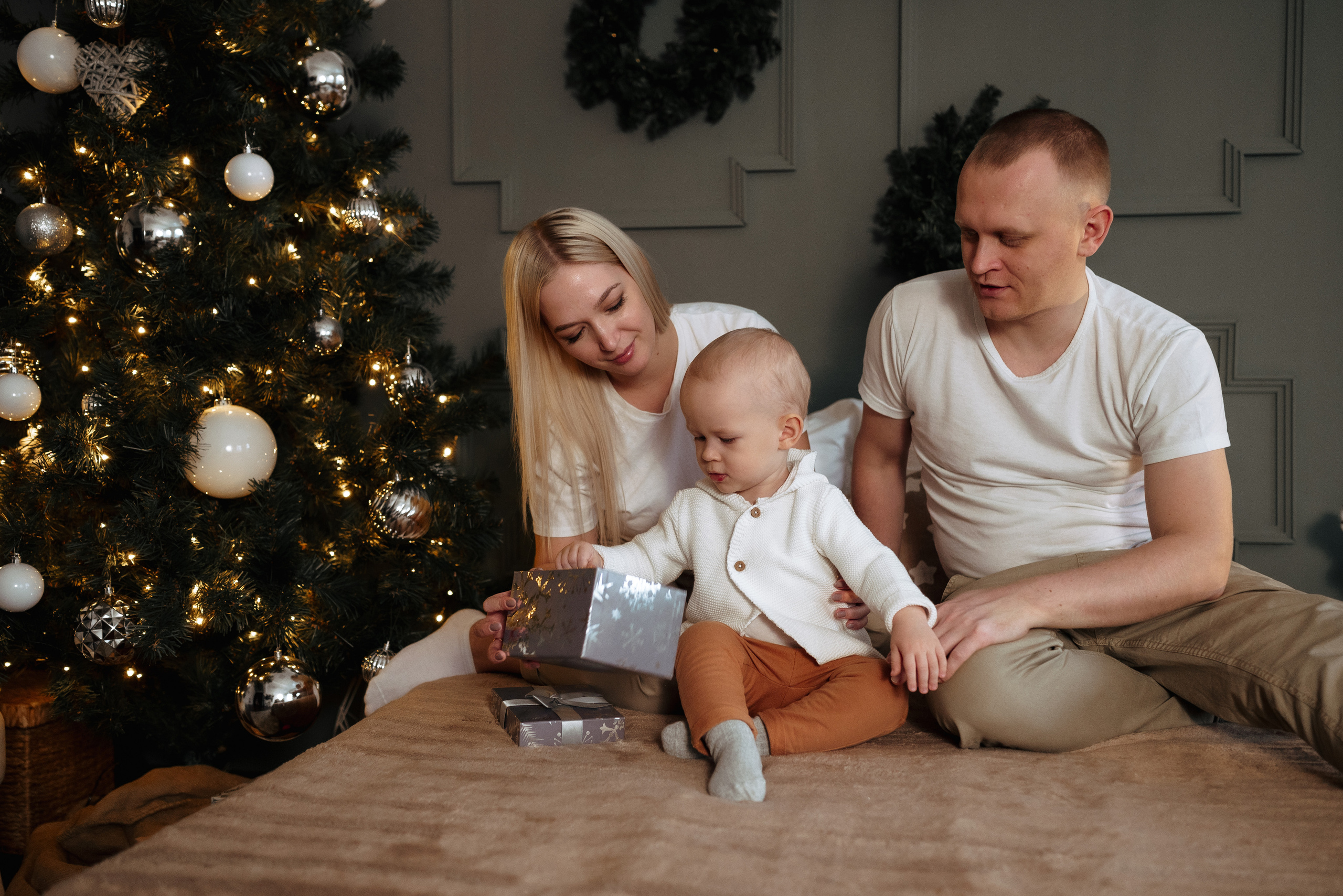 Молодые родители. Фотограф Наталья Горелова. Мирный, Плесецк, Архангельск