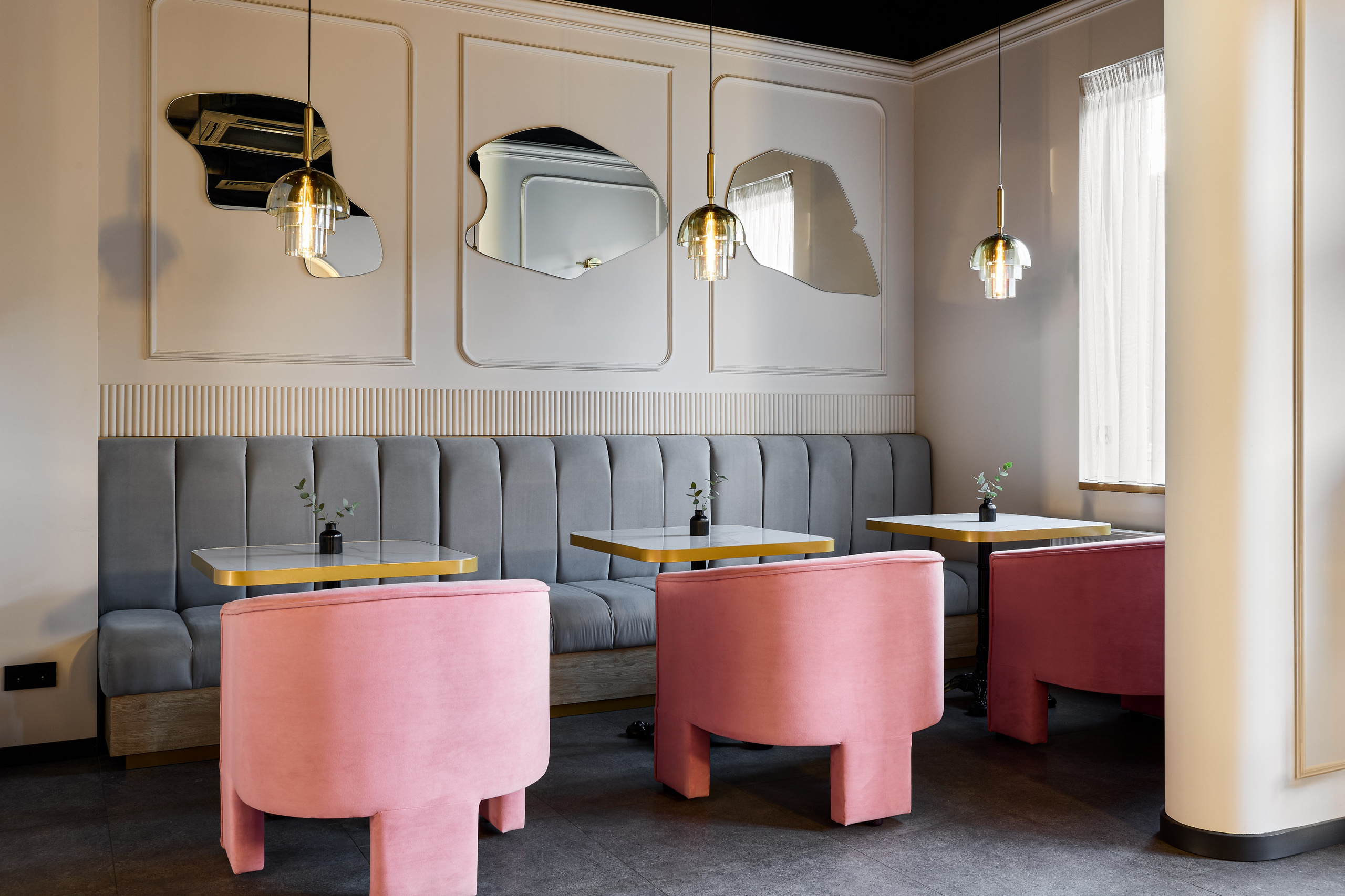 Кафе «Vesna». Дизайнер Георгий Хатнюк. Интерьерный фотограф в Краснодарском крае Светлана Шурлова