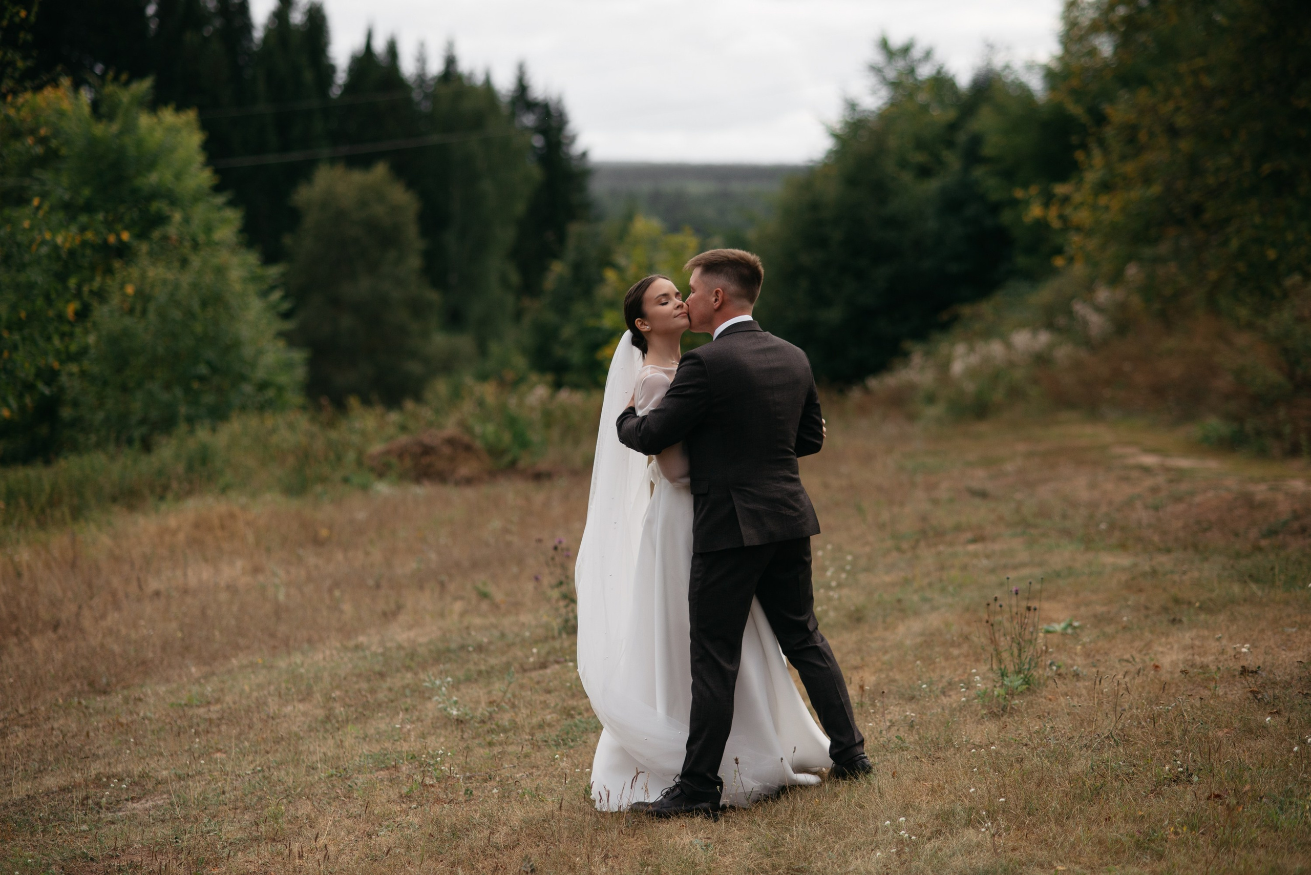 Дождь. Свадебный фотограф Ижевск Петр Шишков