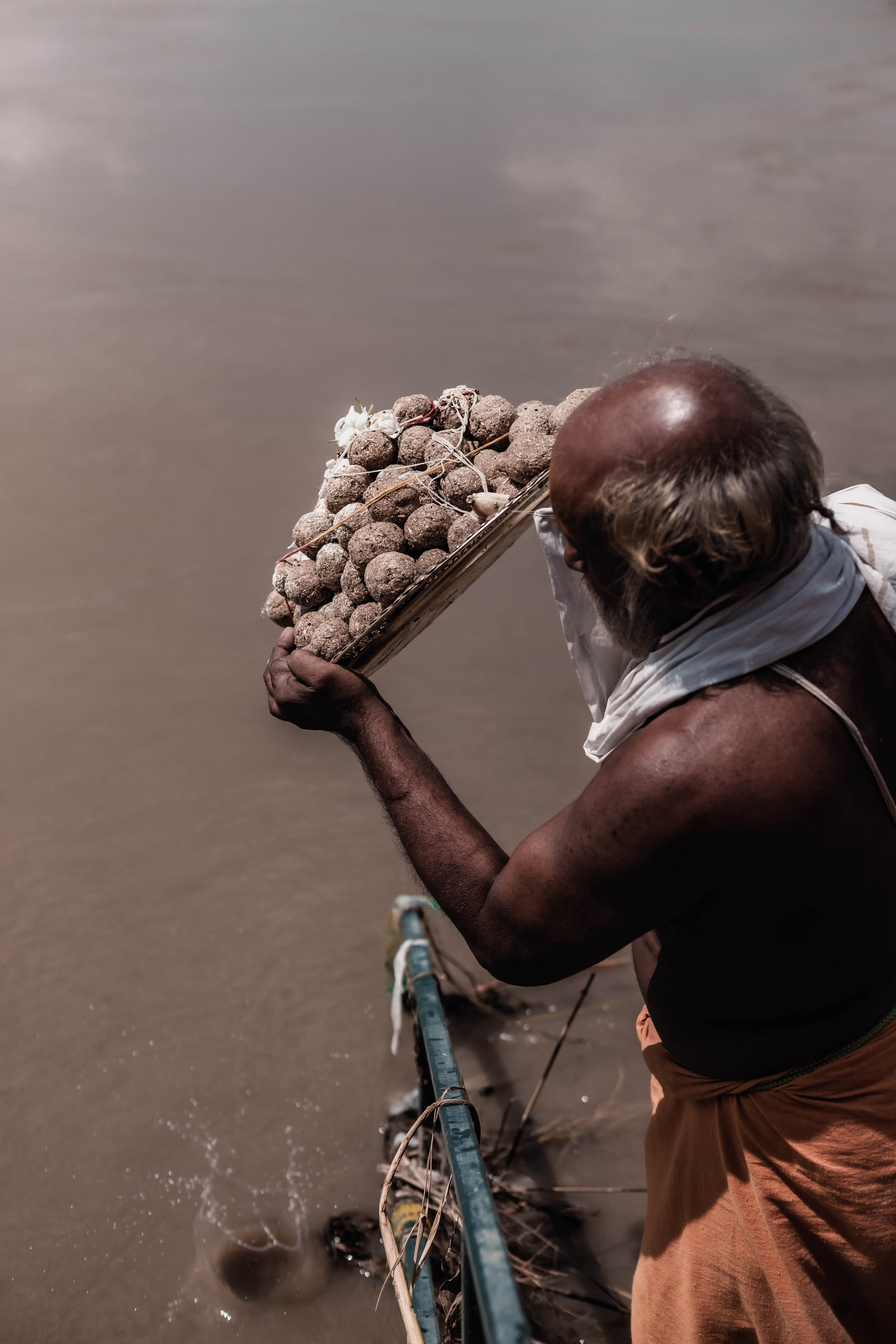 Pitri Paksha yagyas & poojas Devraha Baba ji ashram. Mariam Bagdasaryan
