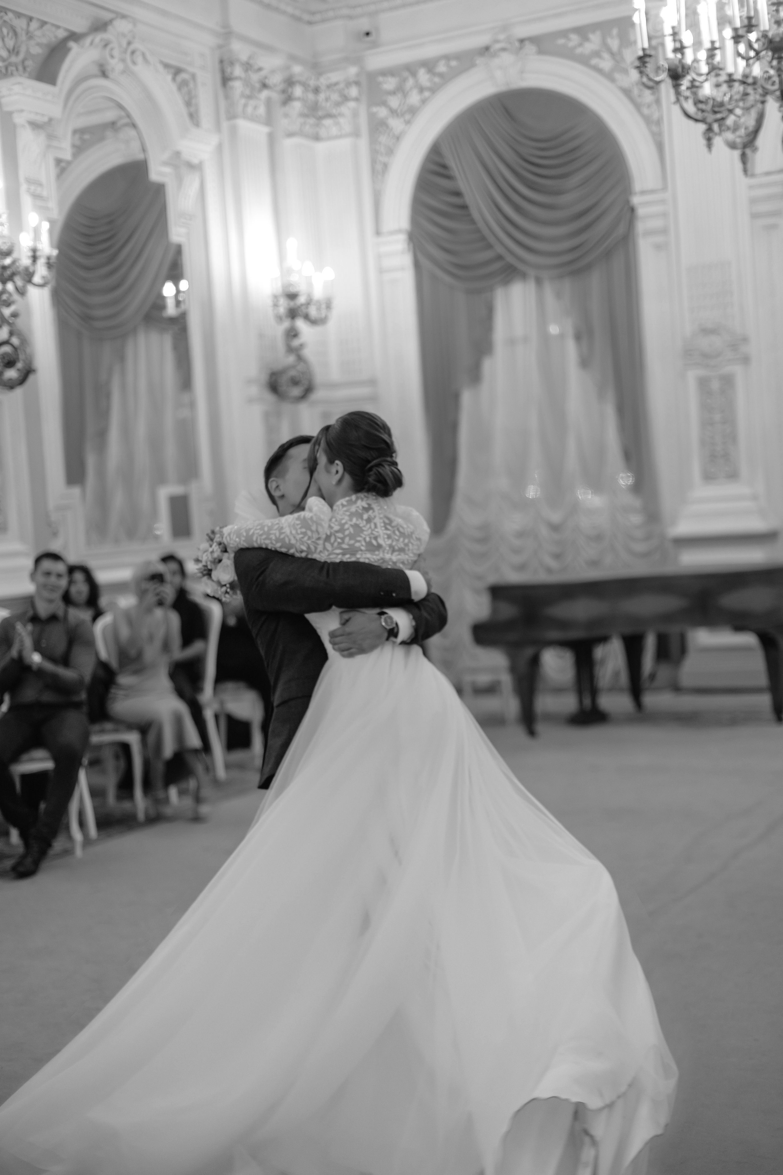 Медлячок, чтобы ты заплакала. Свадебный и семейный фотограф Арина Кулёва