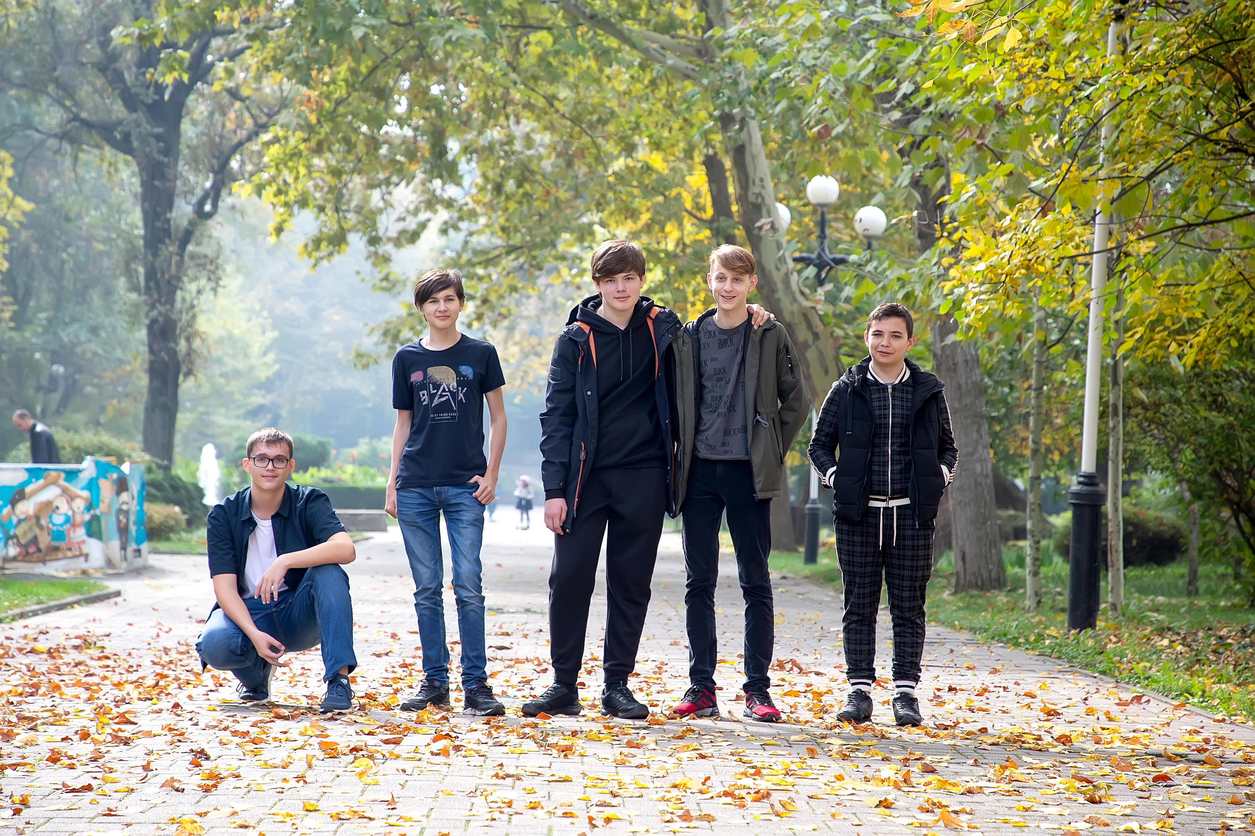 Фотосессии учеников старших классов. Детский школьный и семейный фотограф в Краснодаре