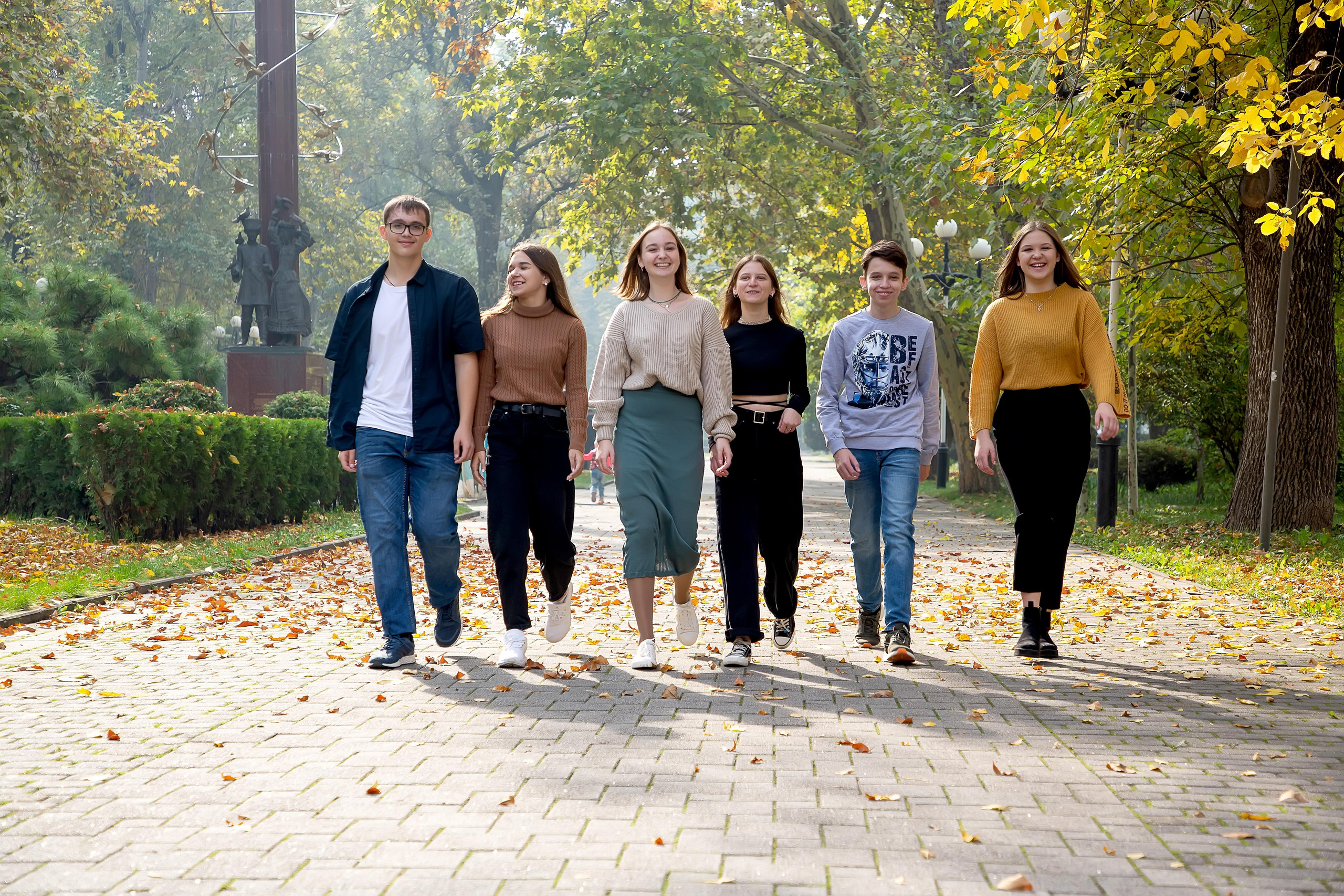 Фотосессии учеников старших классов. Детский школьный и семейный фотограф в Краснодаре