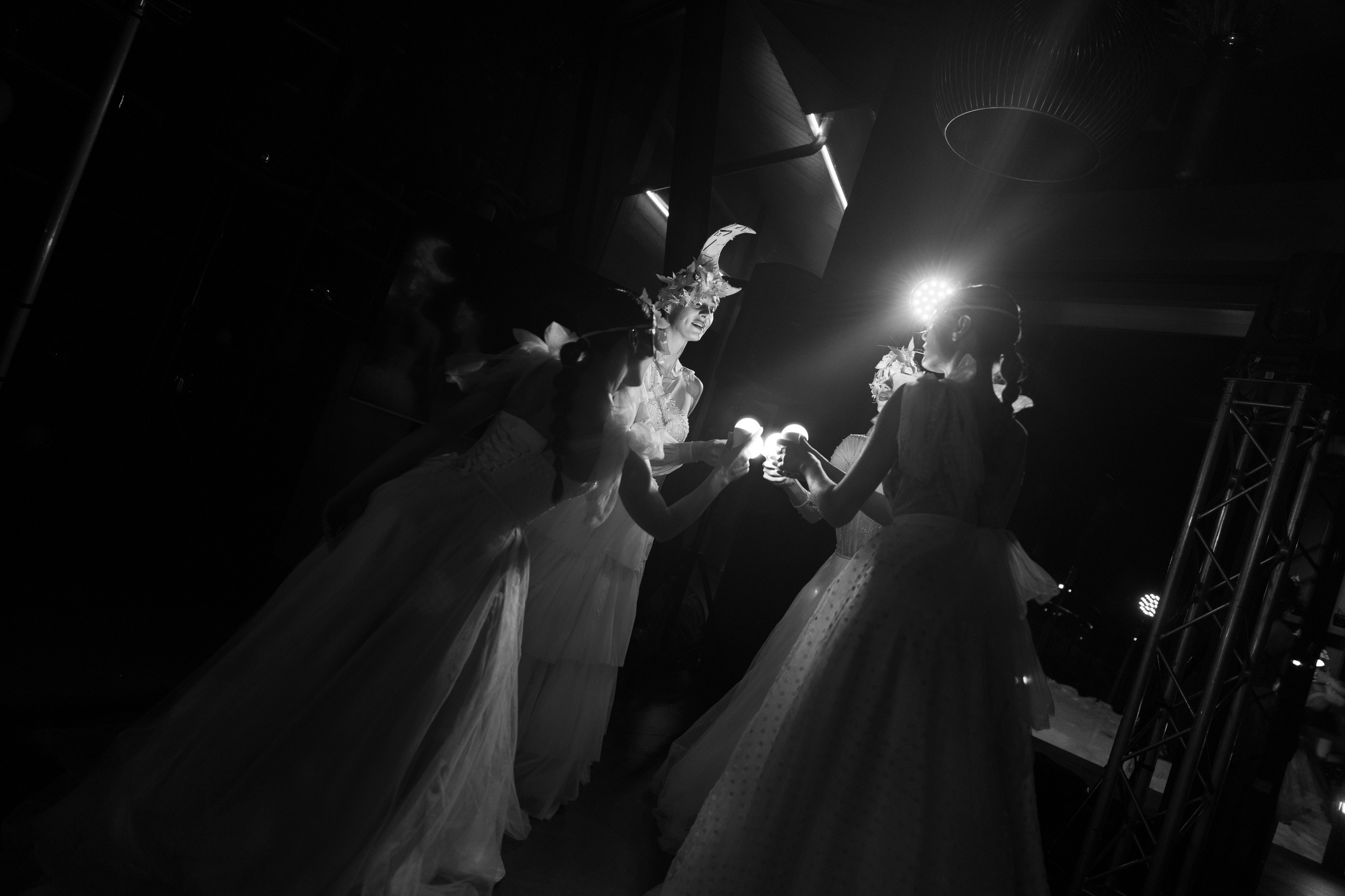 Юлия и Андрей | Свадебный день на 9 человек. Свадебный фотограф Минск РБ