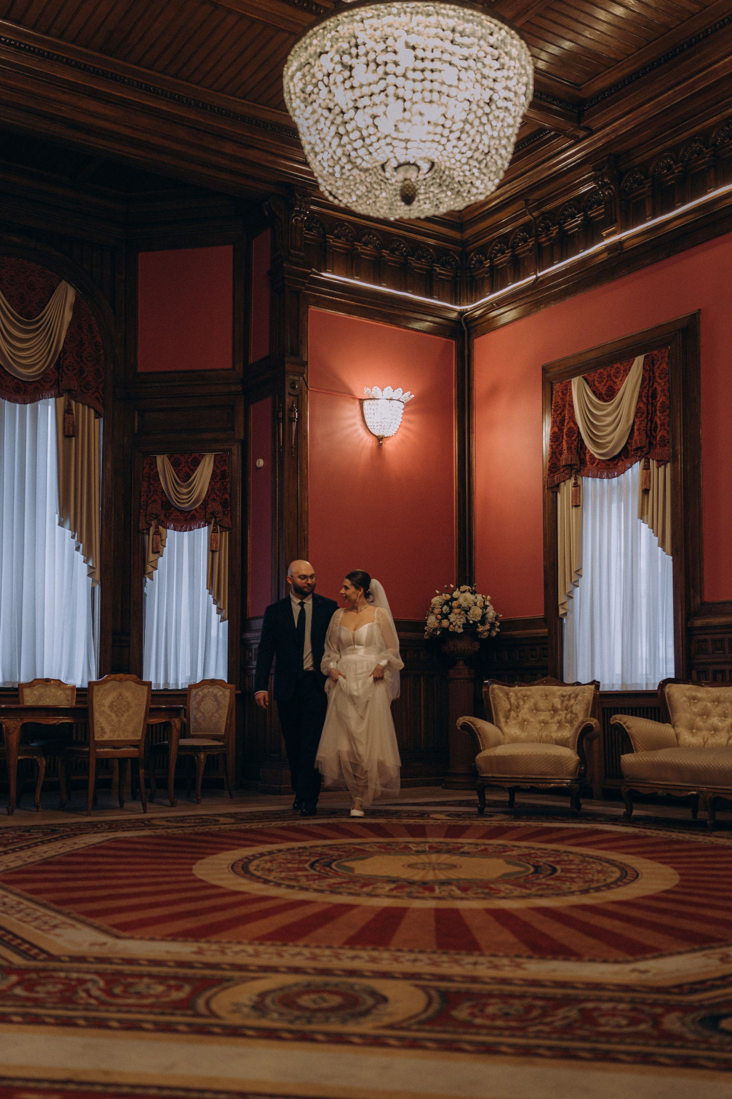 СВАДЕБНАЯ СЬЕМКА ВО ВТОРОМ ДВОРЦЕ (ДЕКАБРЬ) ТАКЖЕ СЬЕМКА В СТУДИИ НА ЧЕРНЫШЕВСКОЙ. Профессиональный фотограф, Санкт-Петербург — Виктория Богомолова