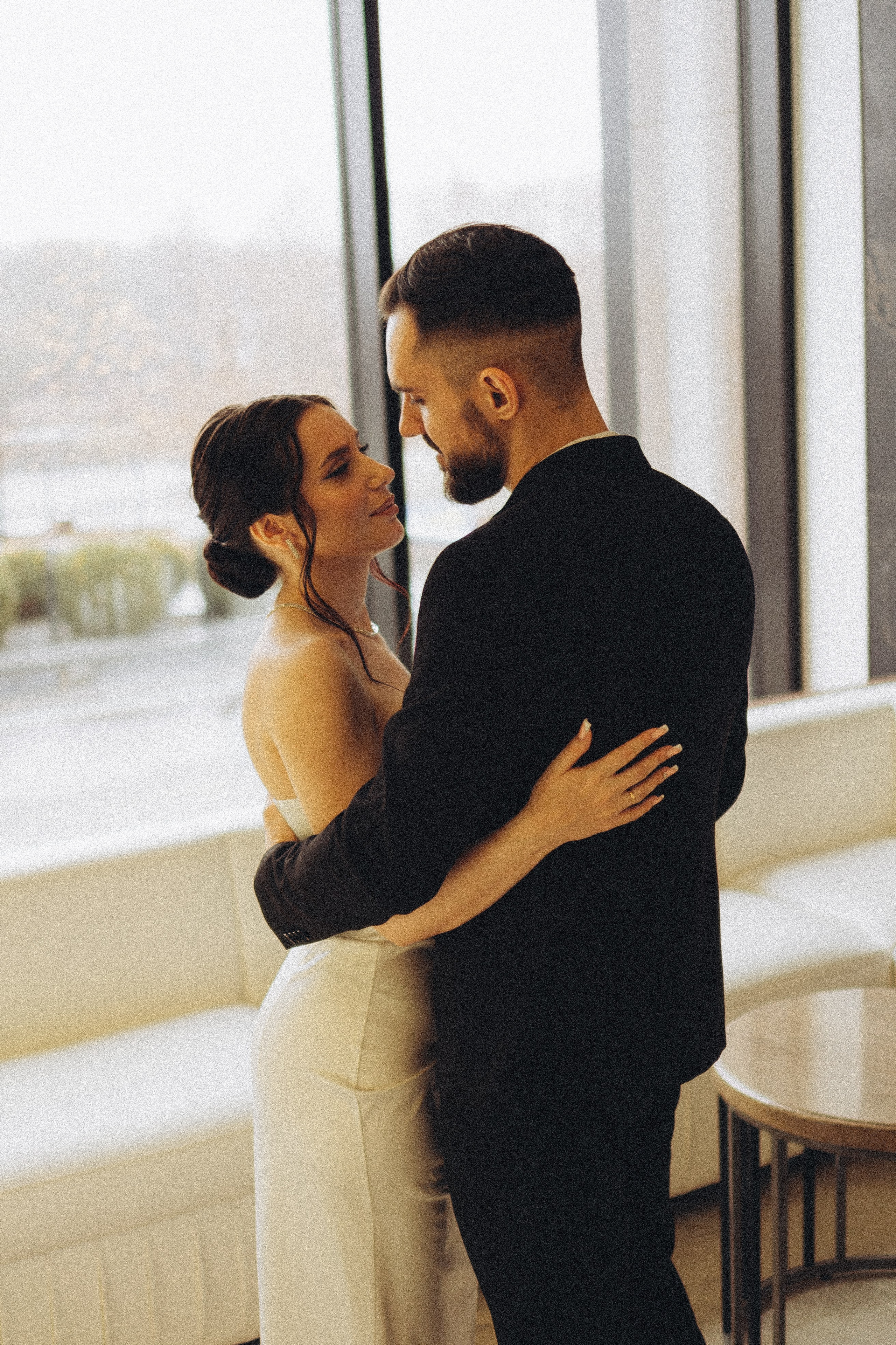 СВАДЕБНАЯ СЬЕМКА СБОРОВ ЖЕНИХА И НЕВЕСТЫ В ОТЕЛЕ И ТАКЖЕ ФОТОСЕССИИЯ В ОТЕЛЕЕ МЕГАПОЛИС БРЯНСК. Профессиональный фотограф, Санкт-Петербург — Виктория Богомолова